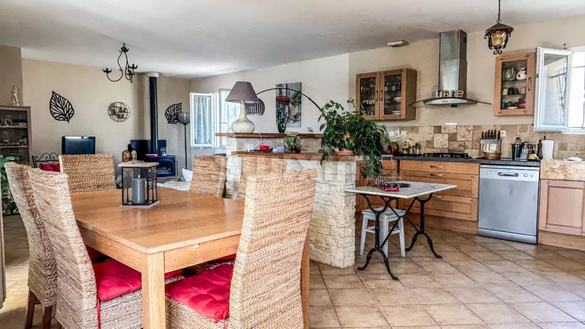 villa 5 Camere in vendita su Uzès (30700)