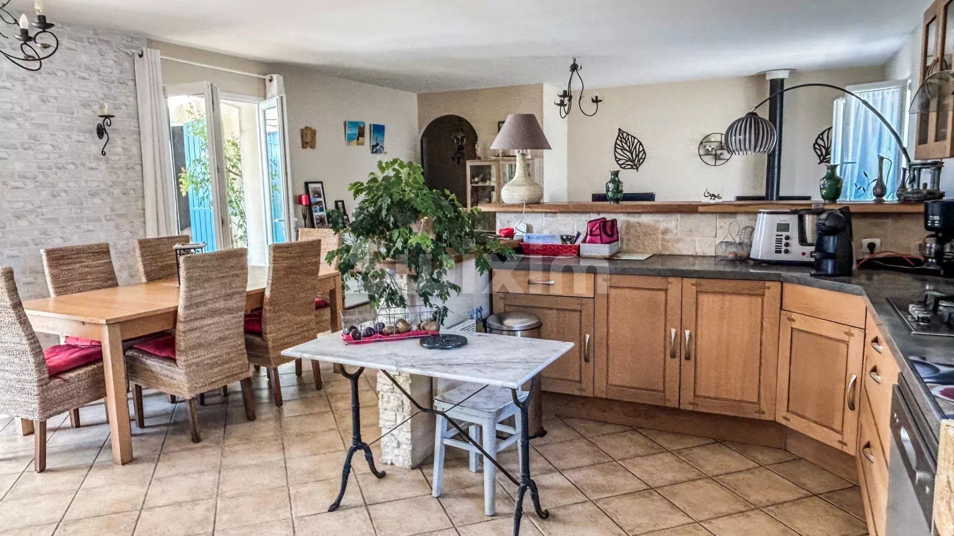 villa 5 Camere in vendita su Uzès (30700)