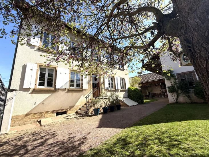 Venta Casa Furdenheim 9&nbsp;Salas 222&nbsp;m²
