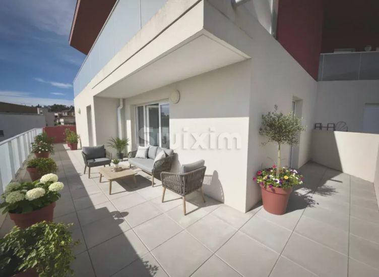 Vendita Appartamento Nîmes 3&nbsp;Camere 68.82&nbsp;m²