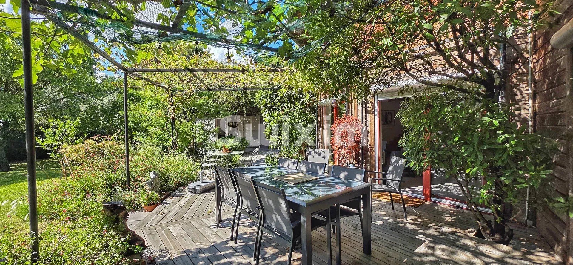 villa 6 Pièces en vente sur Villeneuve-lès-Avignon (30400)