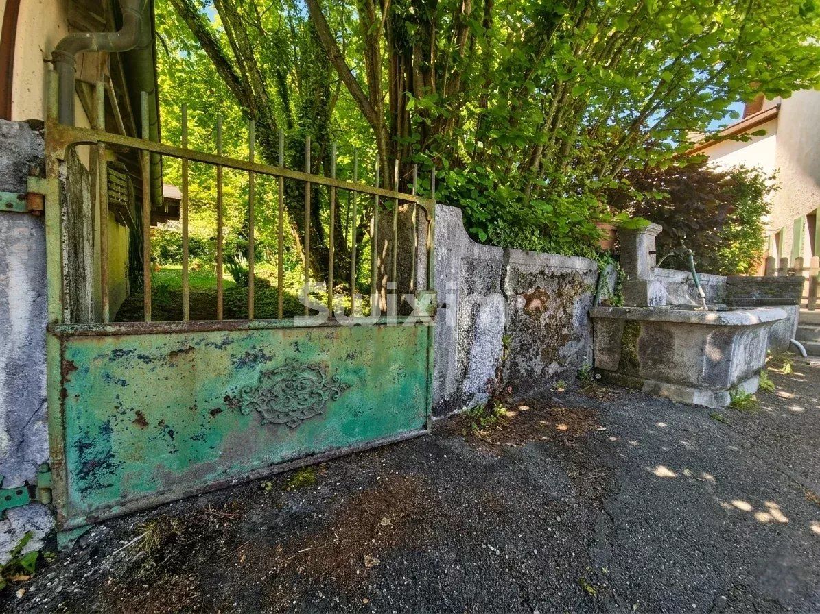 casa 8 Salas en venta en Dardagny (1283)
