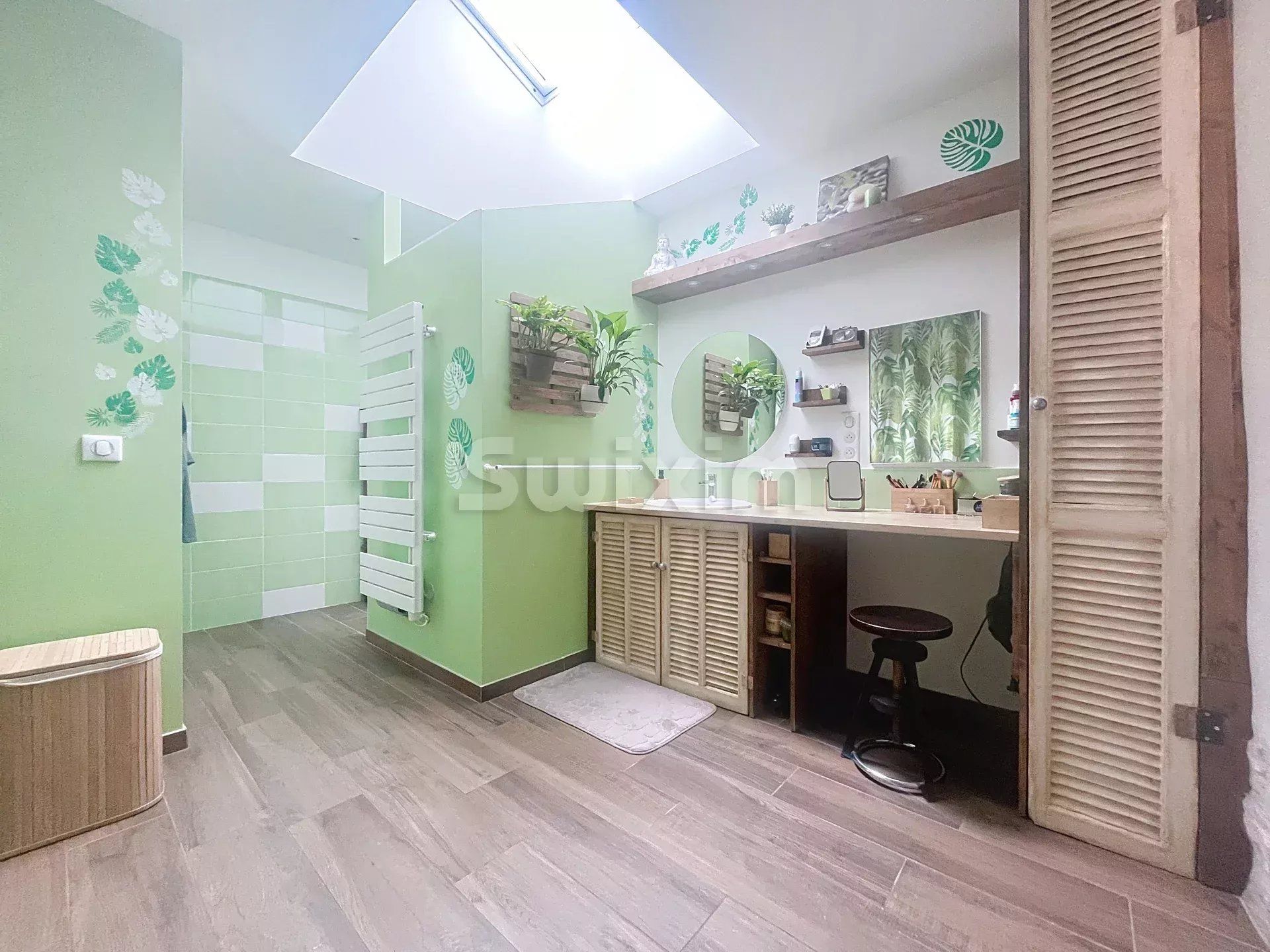 house 9 Rooms for sale on Belleville-en-Beaujolais (69220)