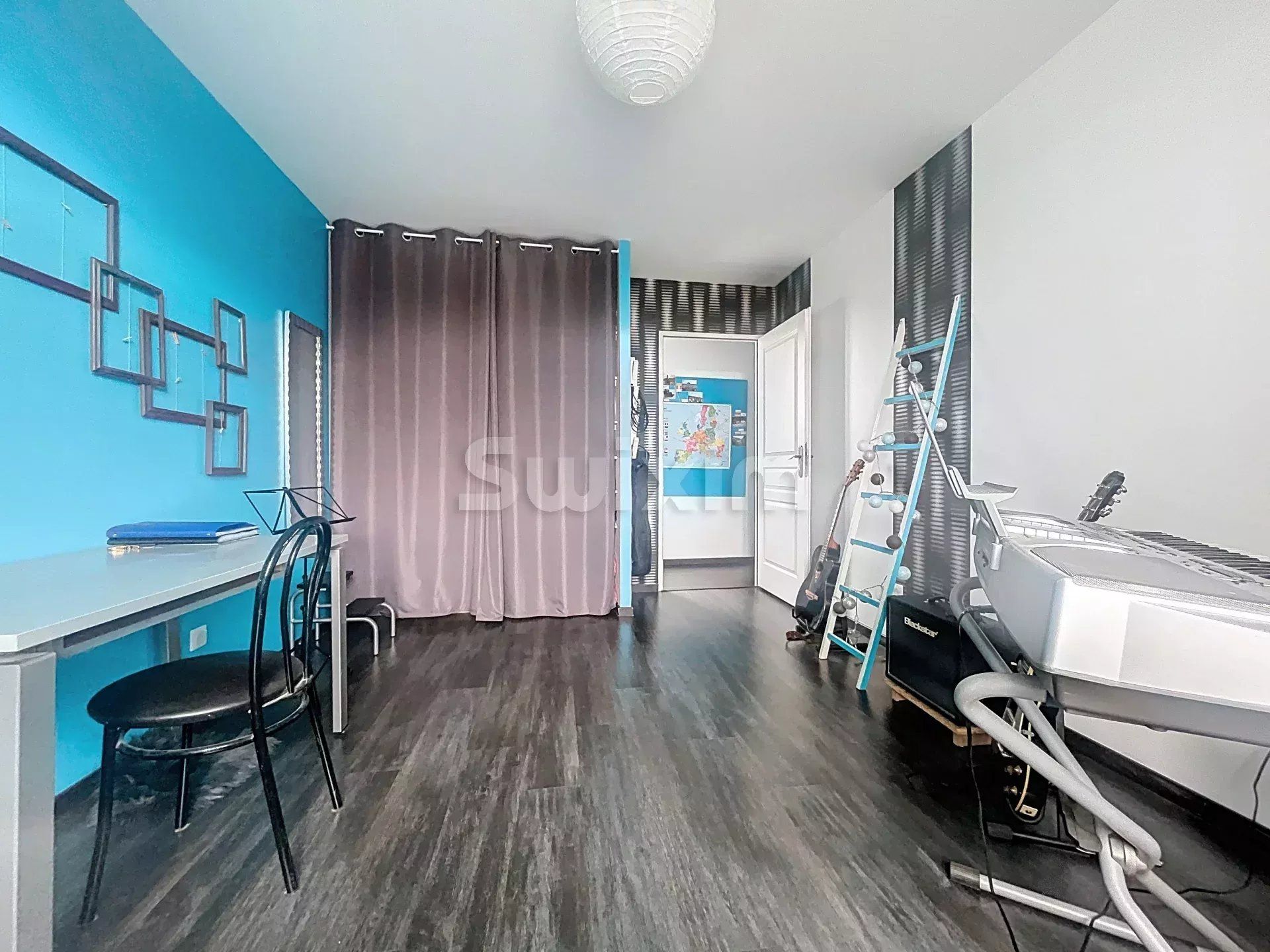 house 9 Rooms for sale on Belleville-en-Beaujolais (69220)