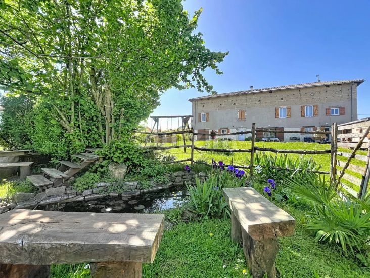 Sale House Belleville-en-Beaujolais 9&nbsp;Rooms 238&nbsp;m²