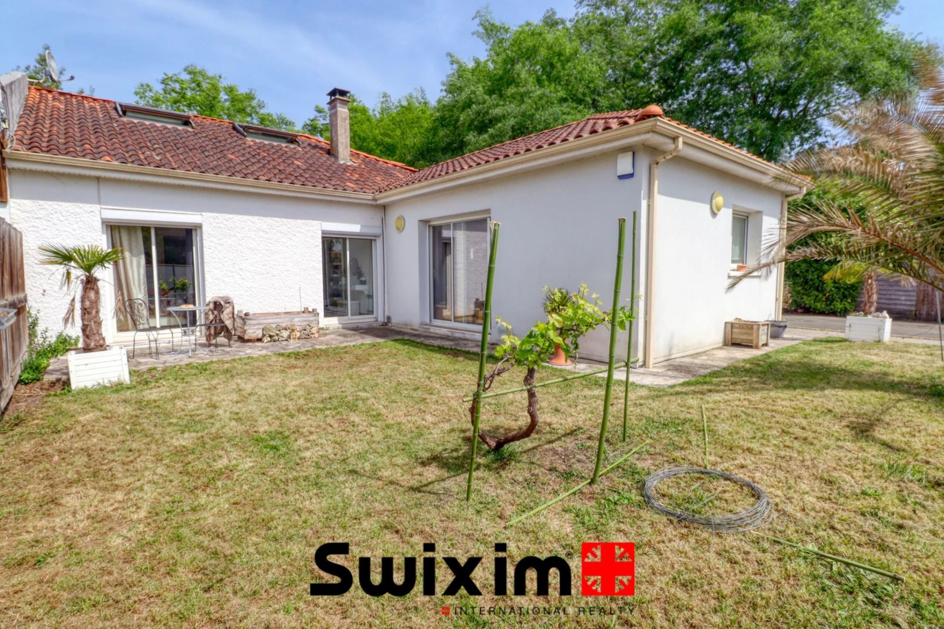 house 6 Rooms for sale on Eysines (33320)