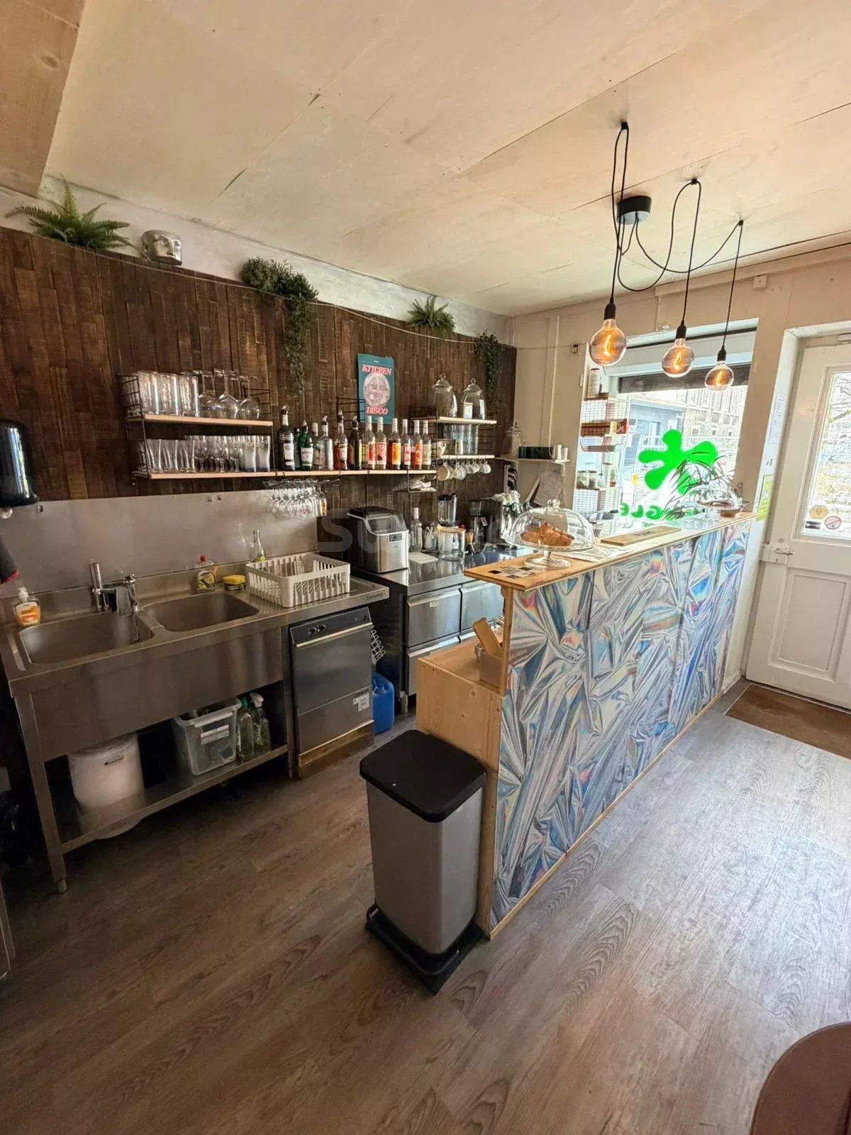 Vente Commerce La Chaux-de-Fonds 4&nbsp;Pièces 80&nbsp;m²