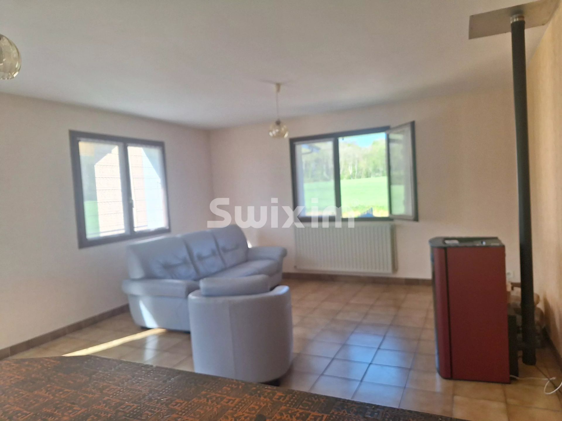 house 6 Rooms for sale on Sillingy (74330)