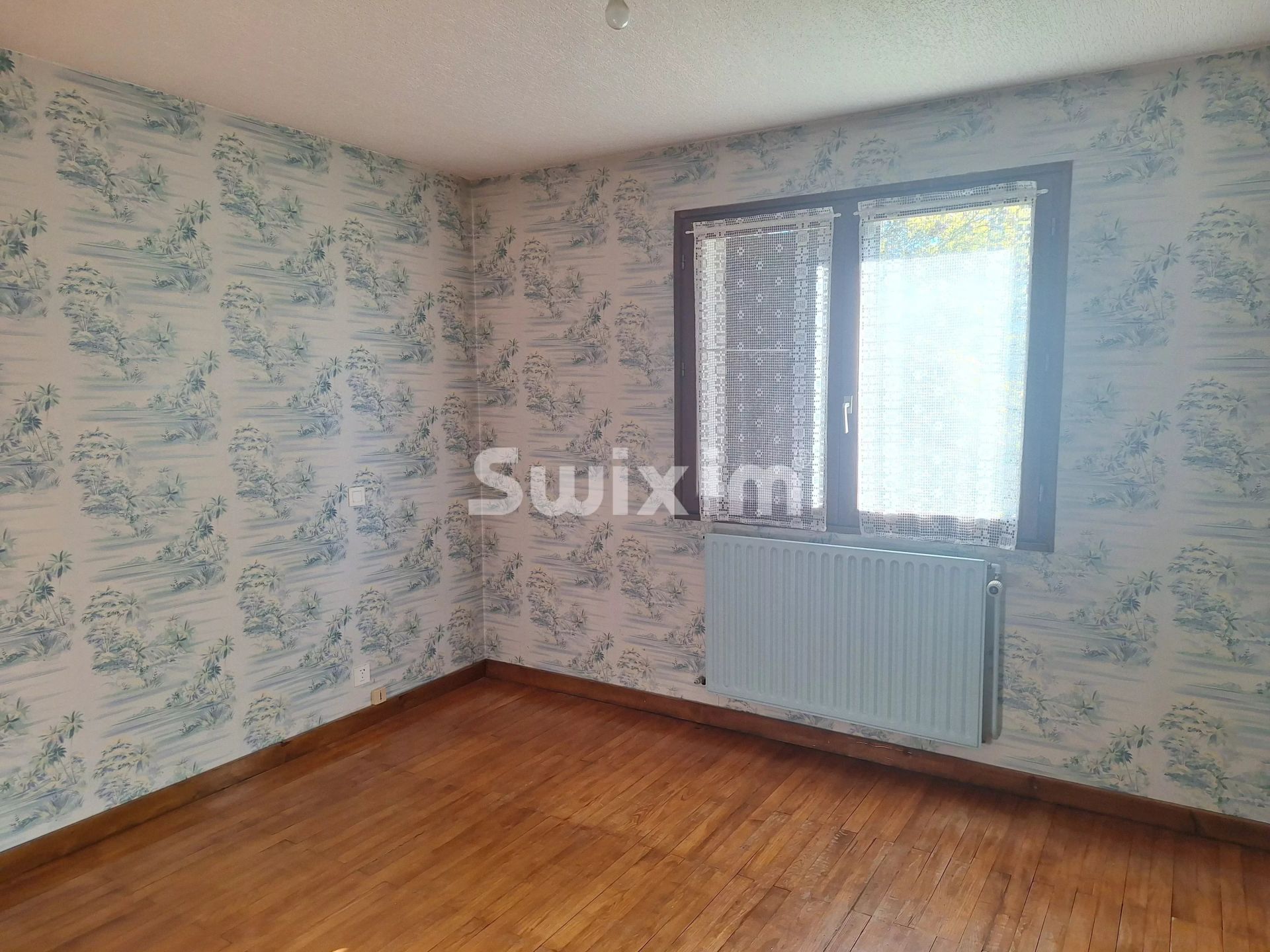 house 6 Rooms for sale on Sillingy (74330)