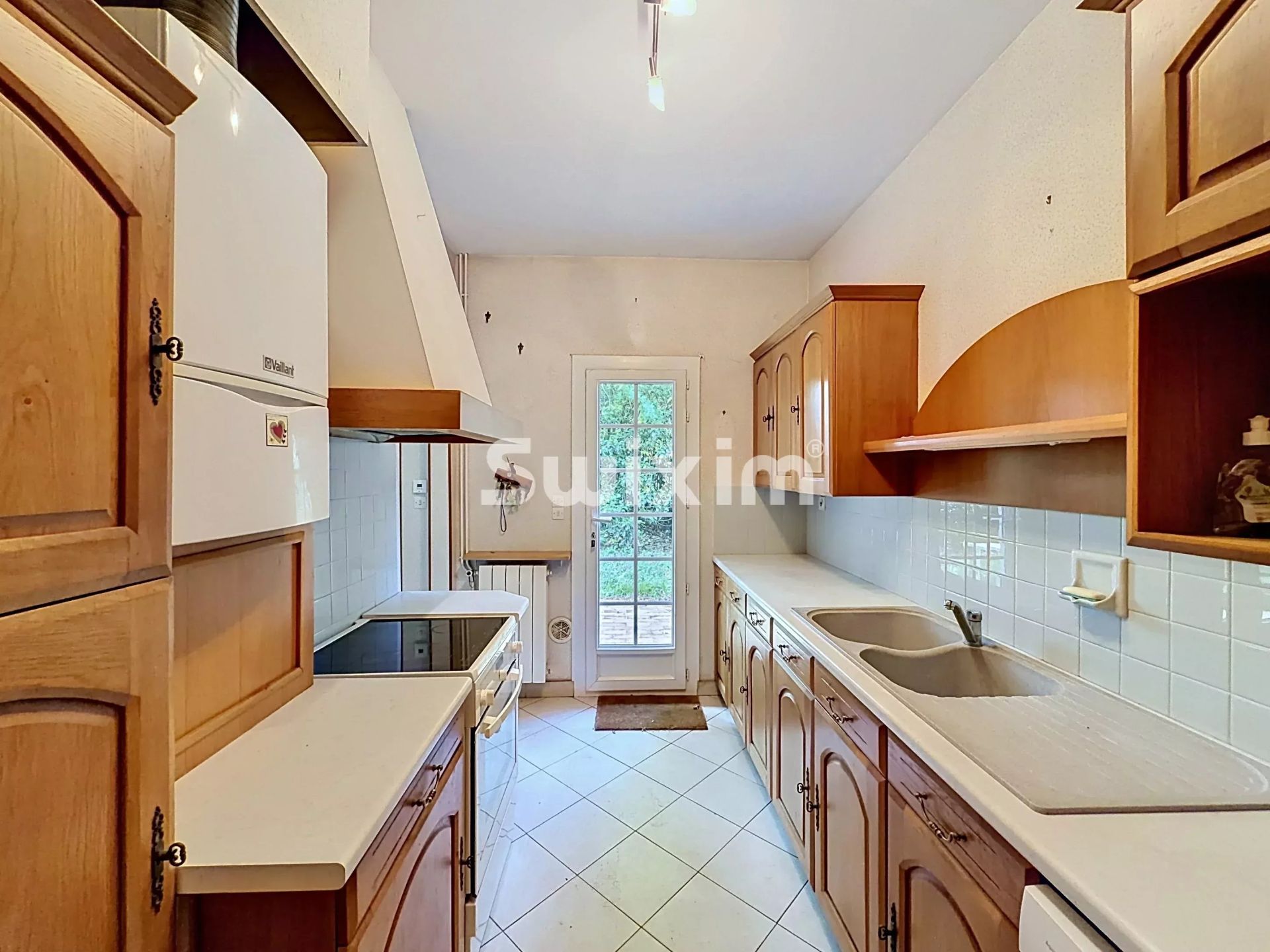 house 8 Rooms for sale on Pessac (33600)