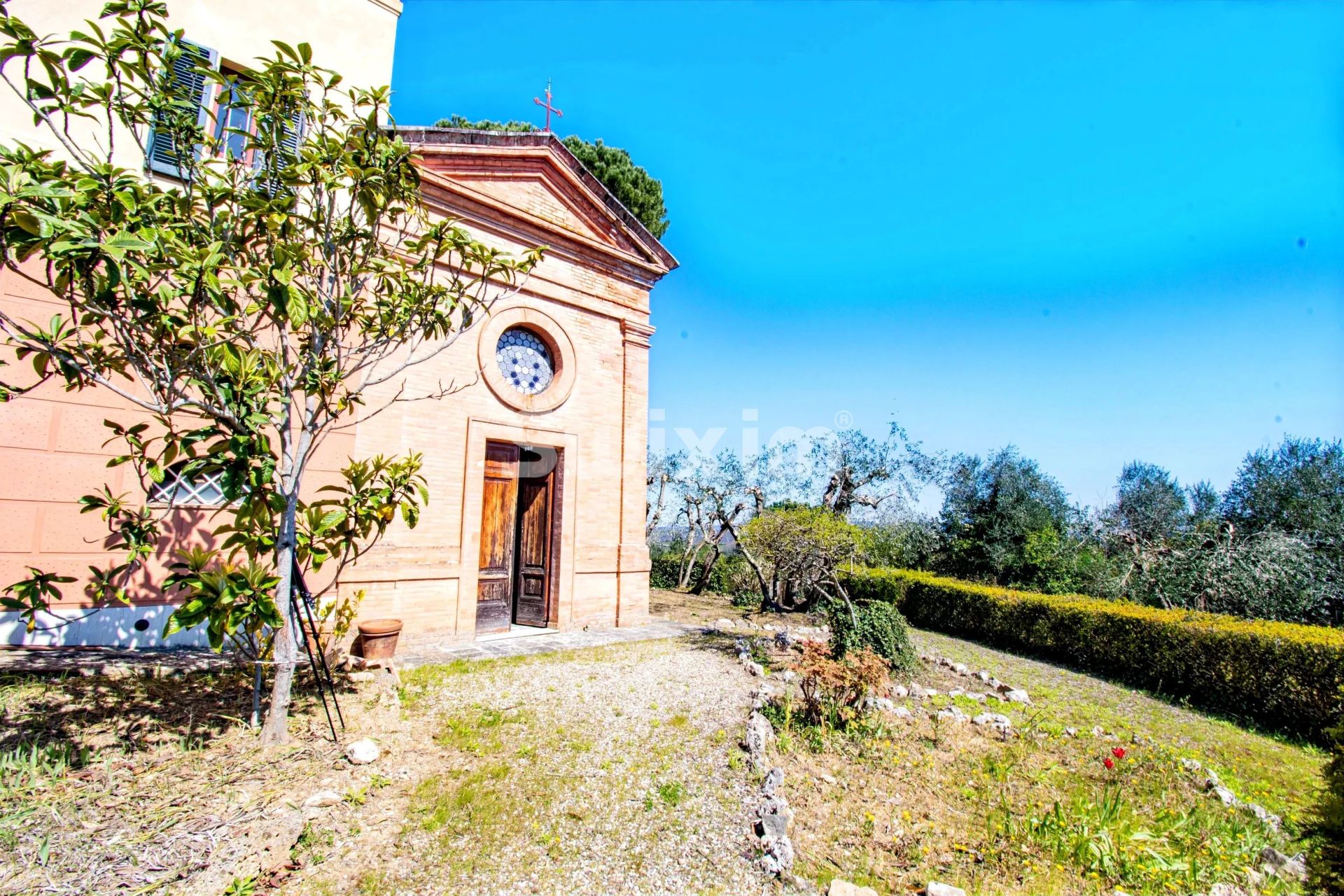 apartment 4 Rooms for sale on Siena (53100)