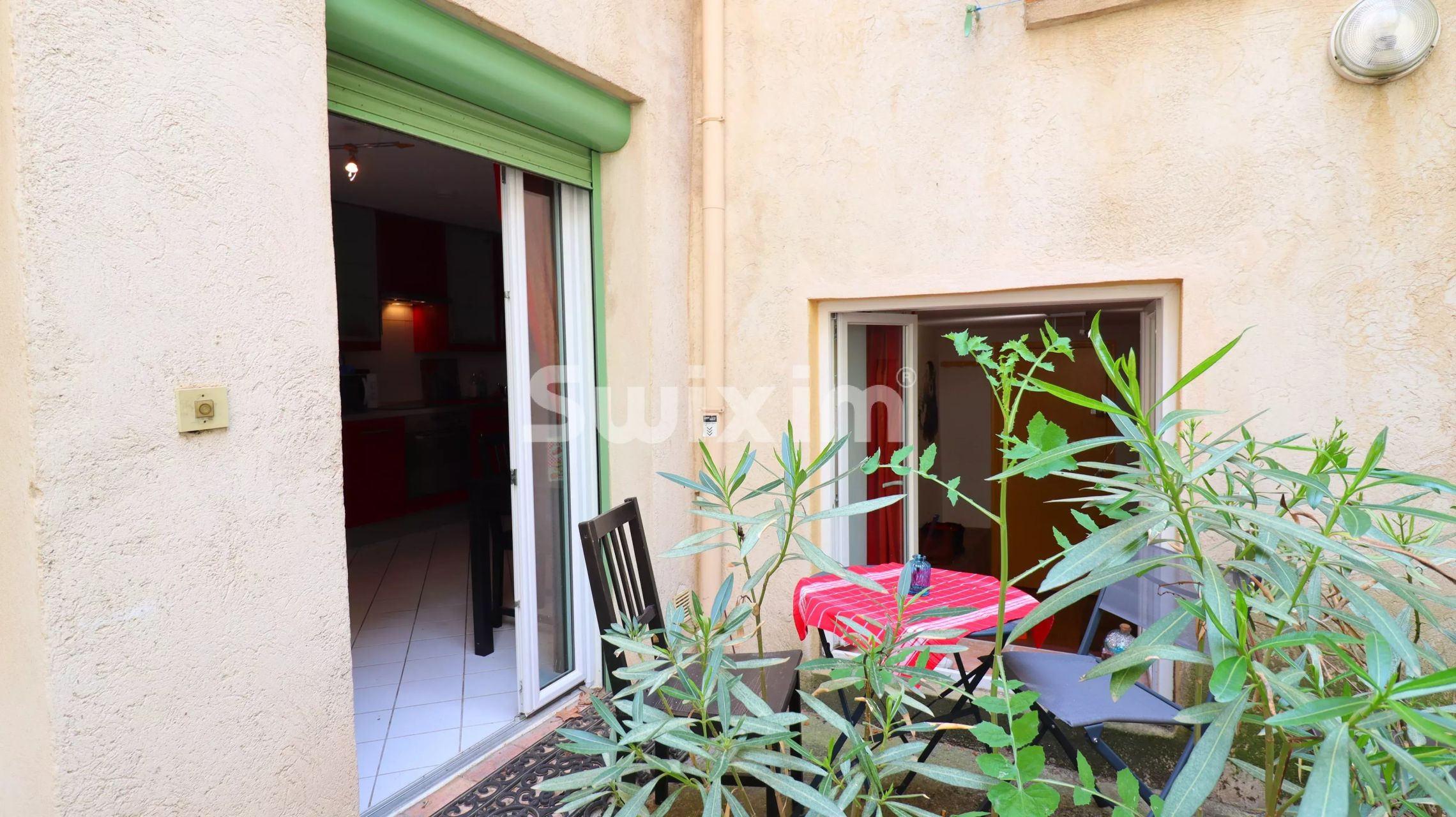 apartment 2 Rooms for sale on Aix-en-Provence (13100)