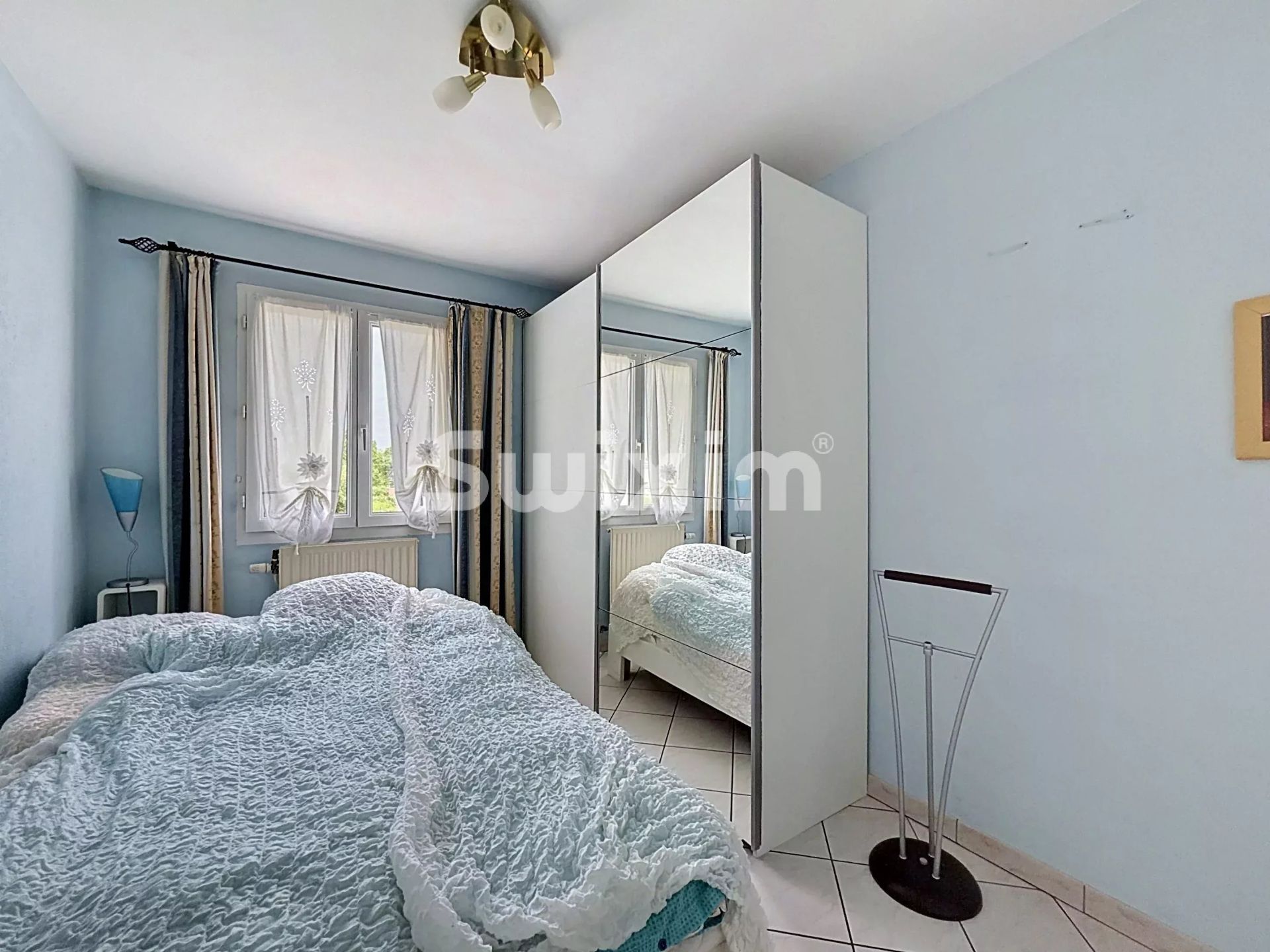 house 8 Rooms for sale on Ségny (01170)