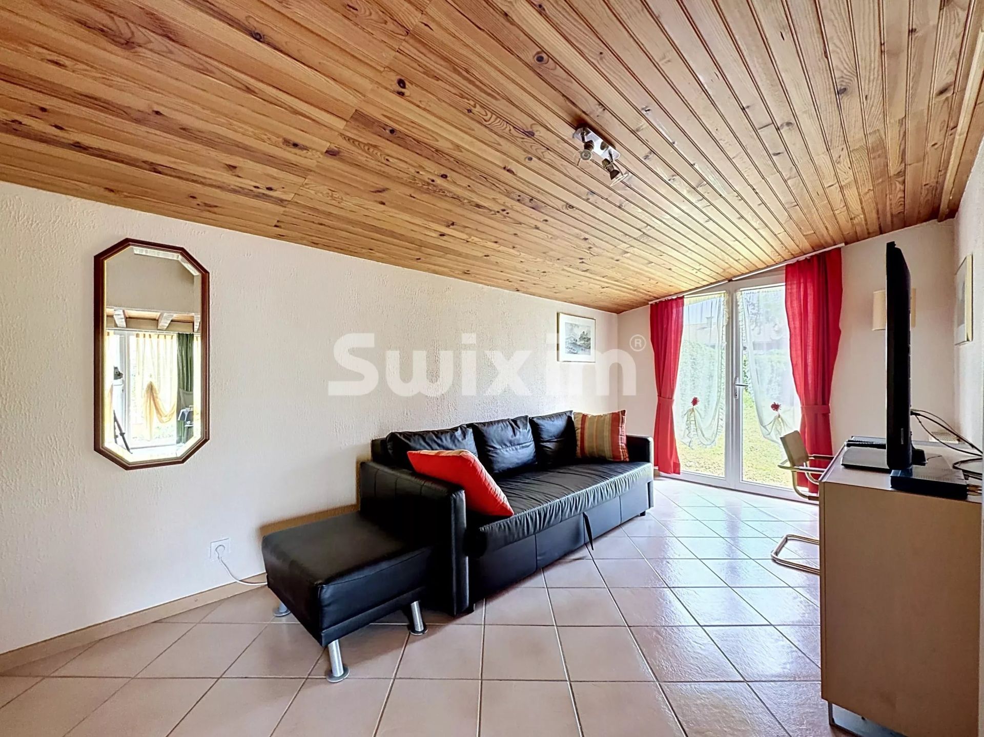 house 8 Rooms for sale on Ségny (01170)