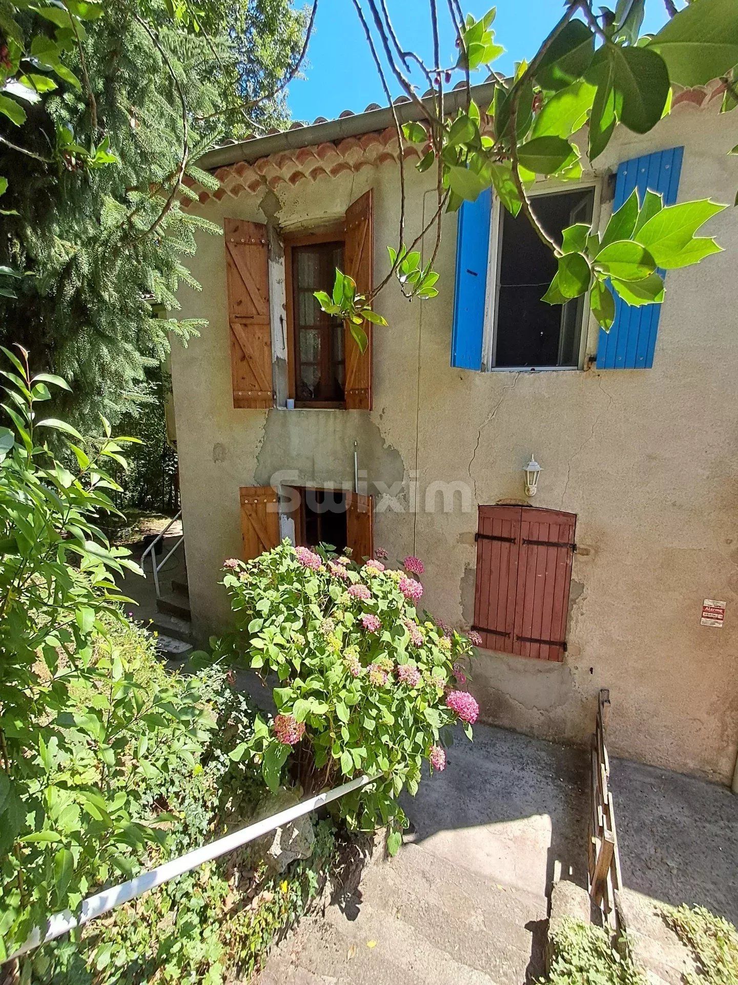 apartment 3 Rooms for sale on La Vernarède (30530)