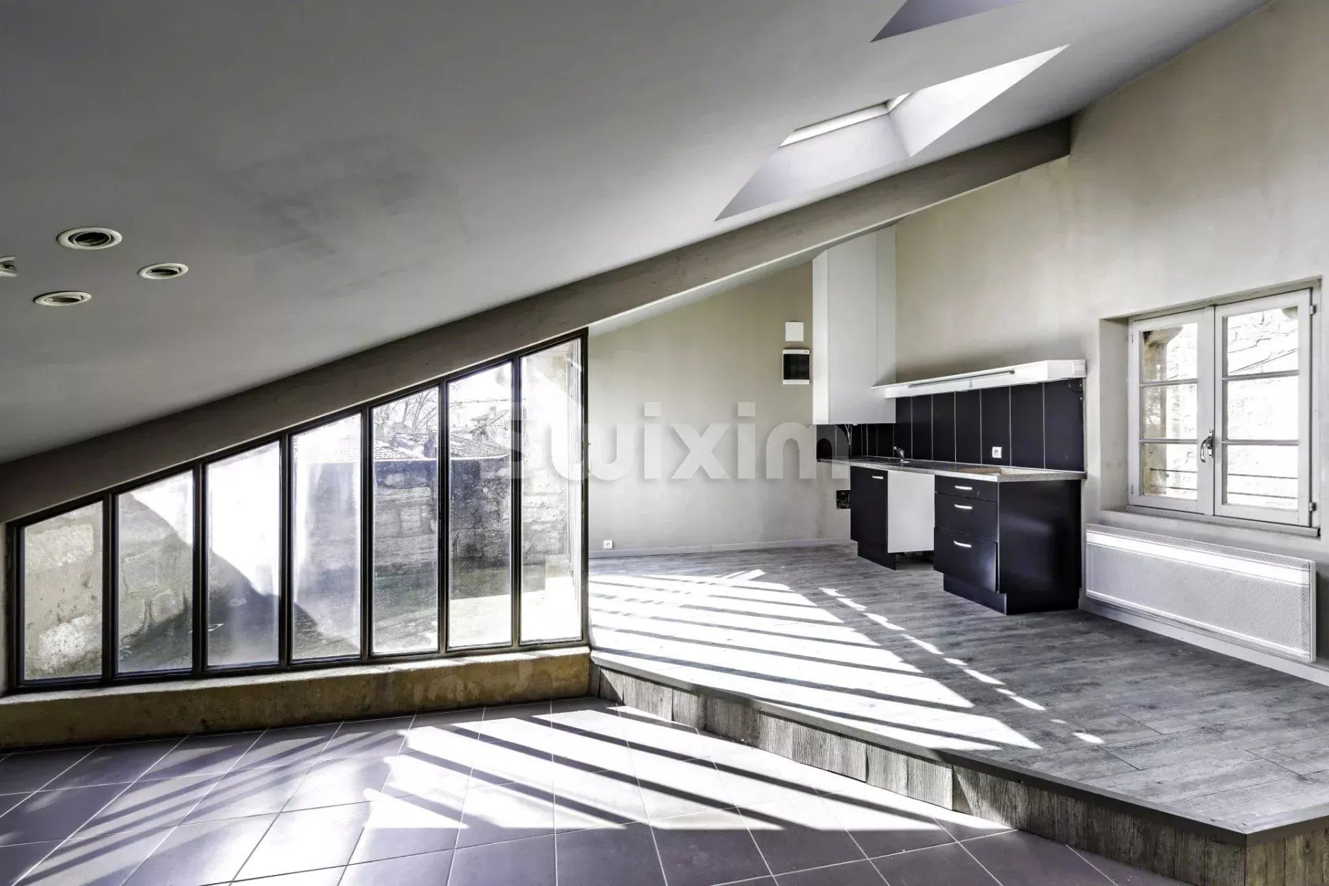 edificio en venta en Uzès (30700)