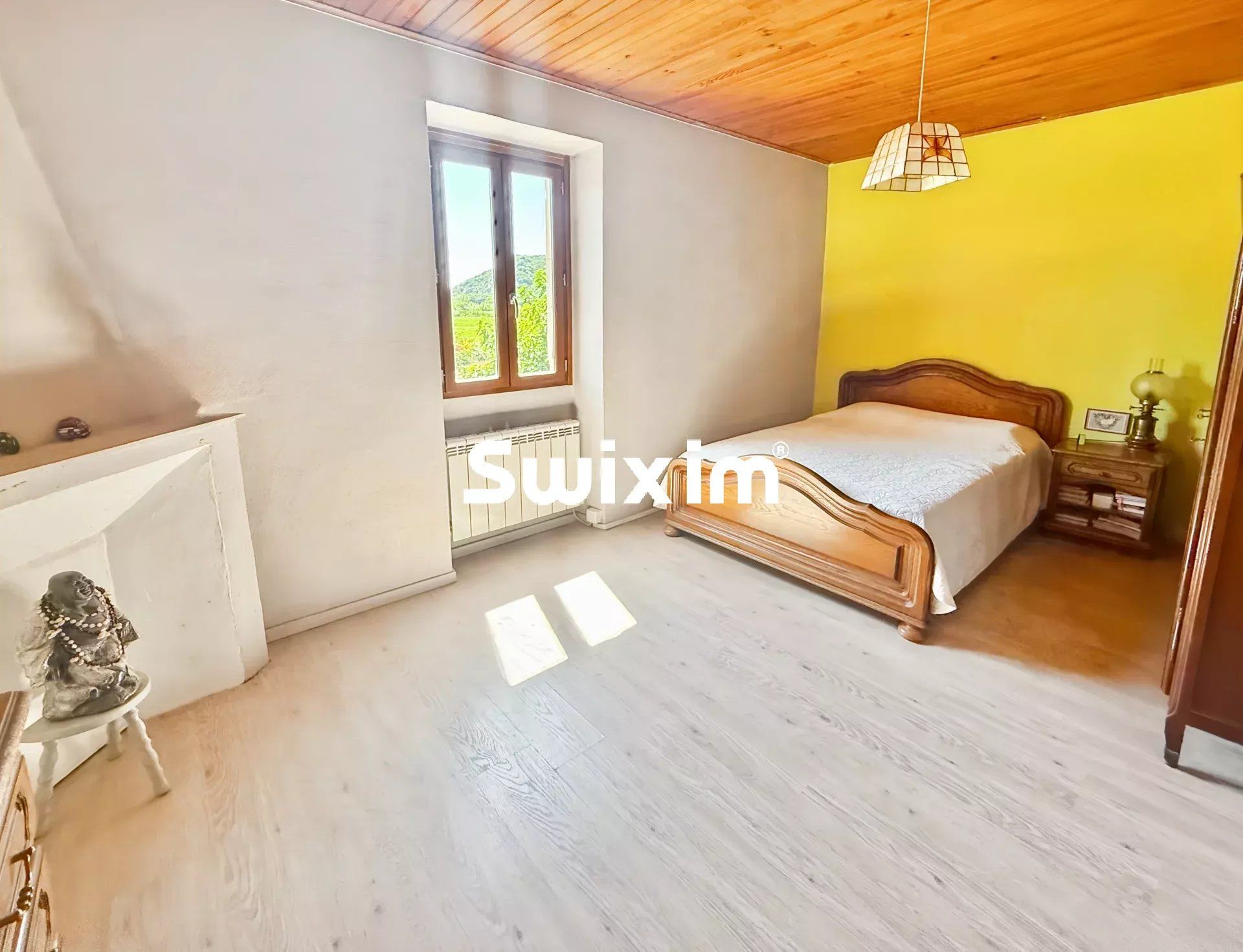 casa 6 Salas en venta en Saint-Montan (07220)