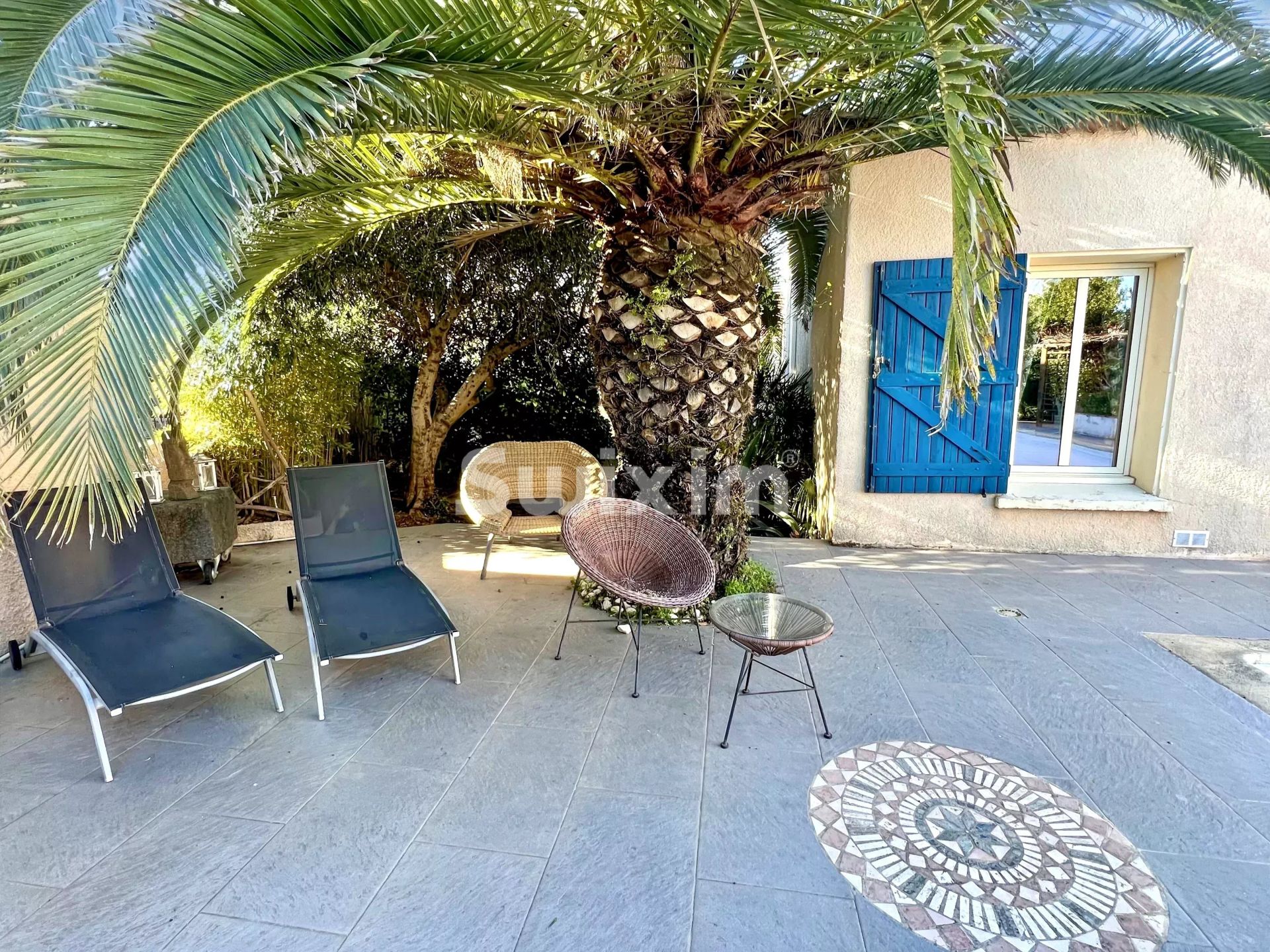 villa 5 Rooms for sale on Agde (34300)