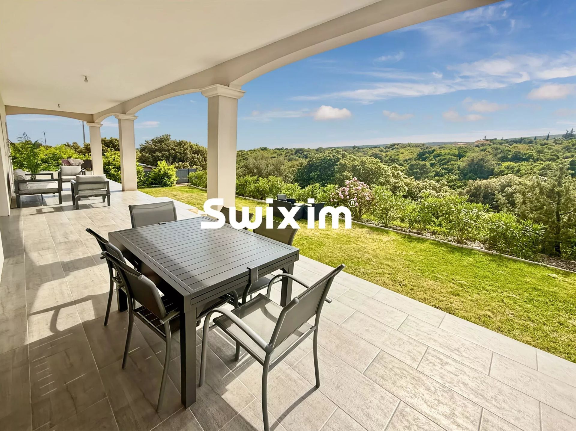 house 5 Rooms for sale on Bourg-Saint-Andéol (07700)