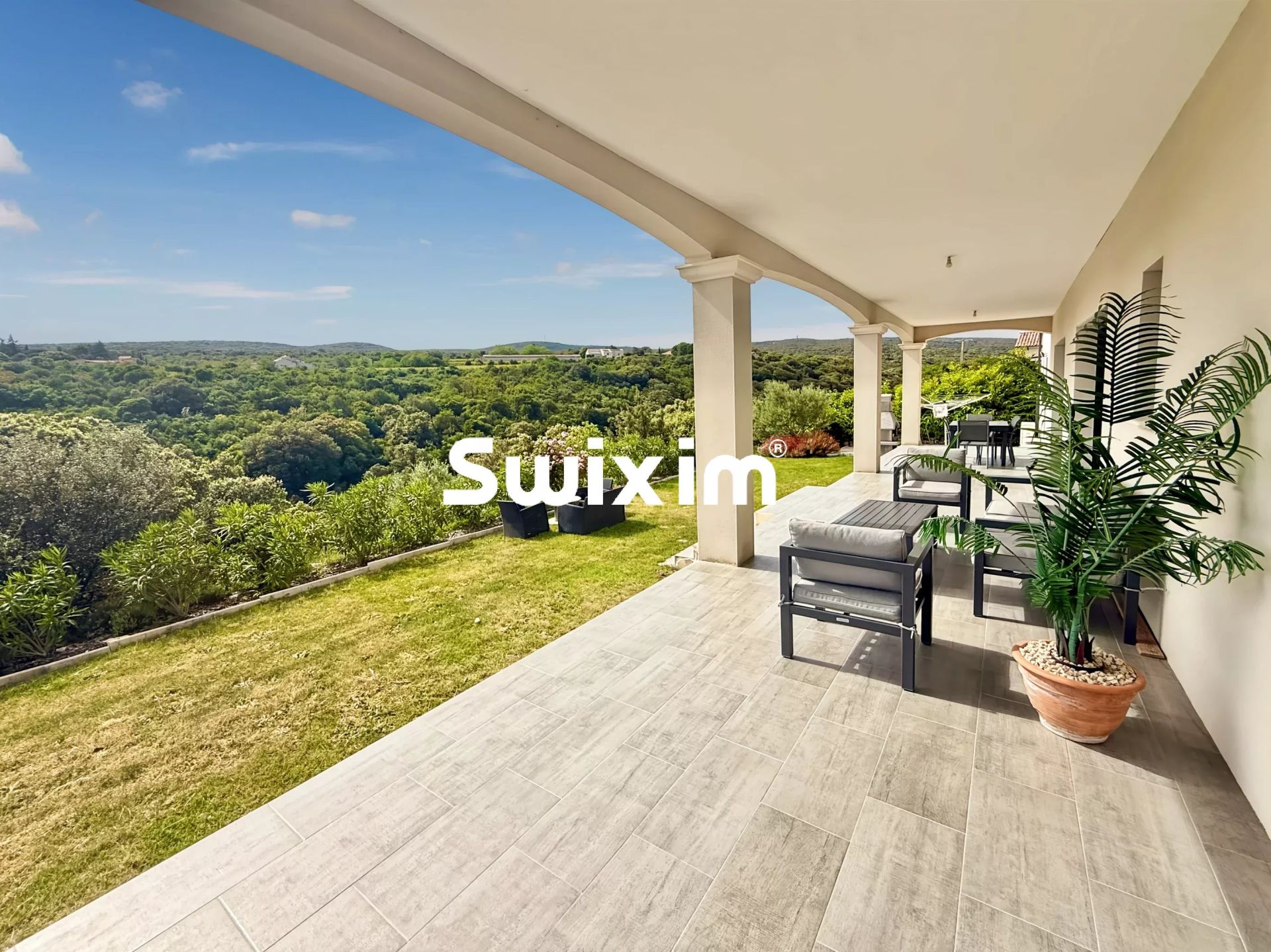 house 5 Rooms for sale on Bourg-Saint-Andéol (07700)