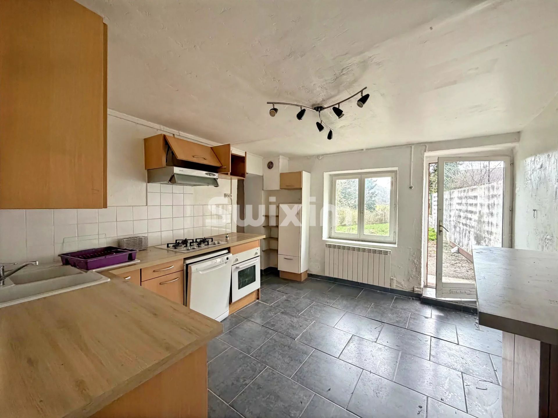 house 6 Rooms for sale on Contamine-Sarzin (74270)