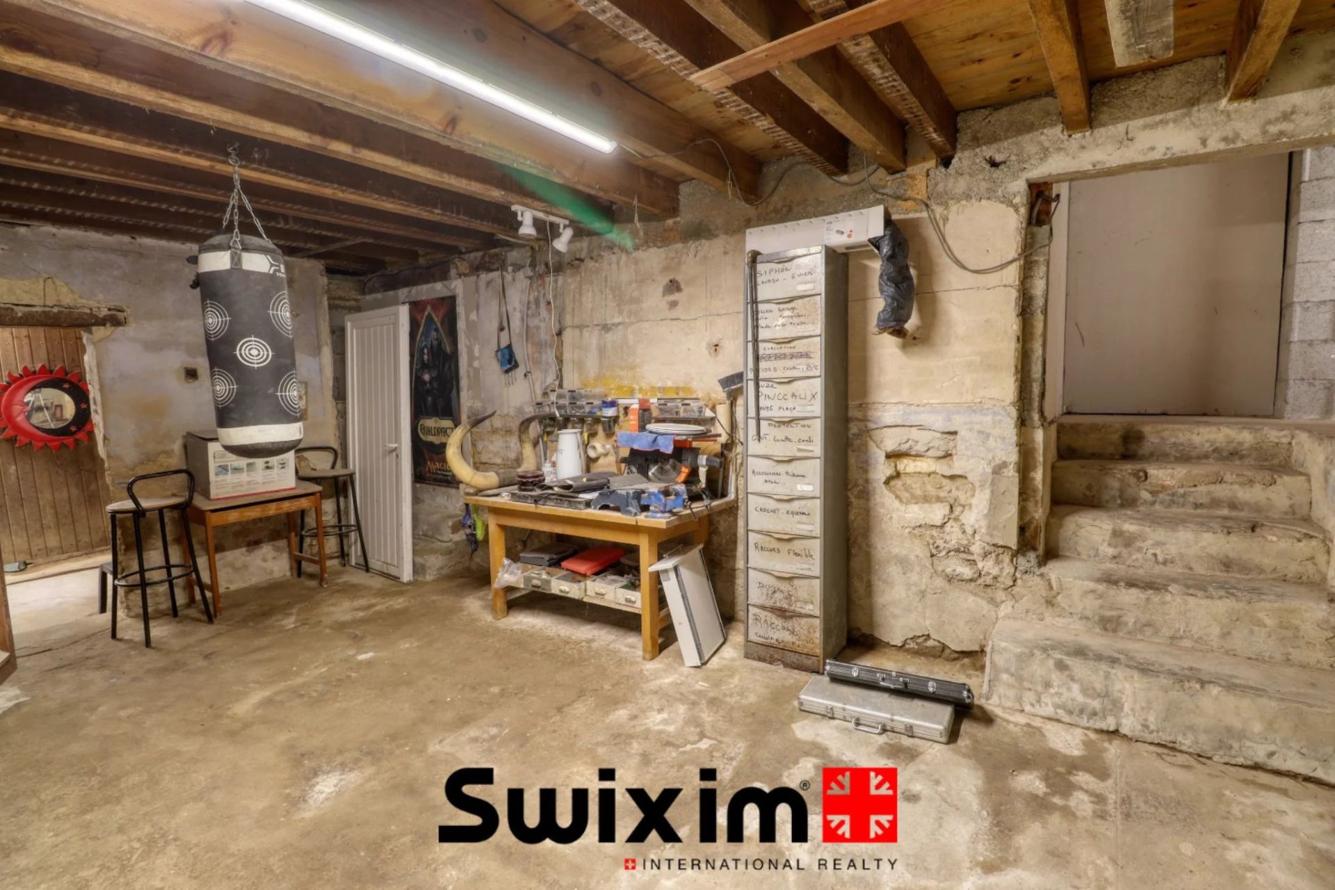 casa 5 Camere in vendita su Saint-Médard-en-Jalles (33160)