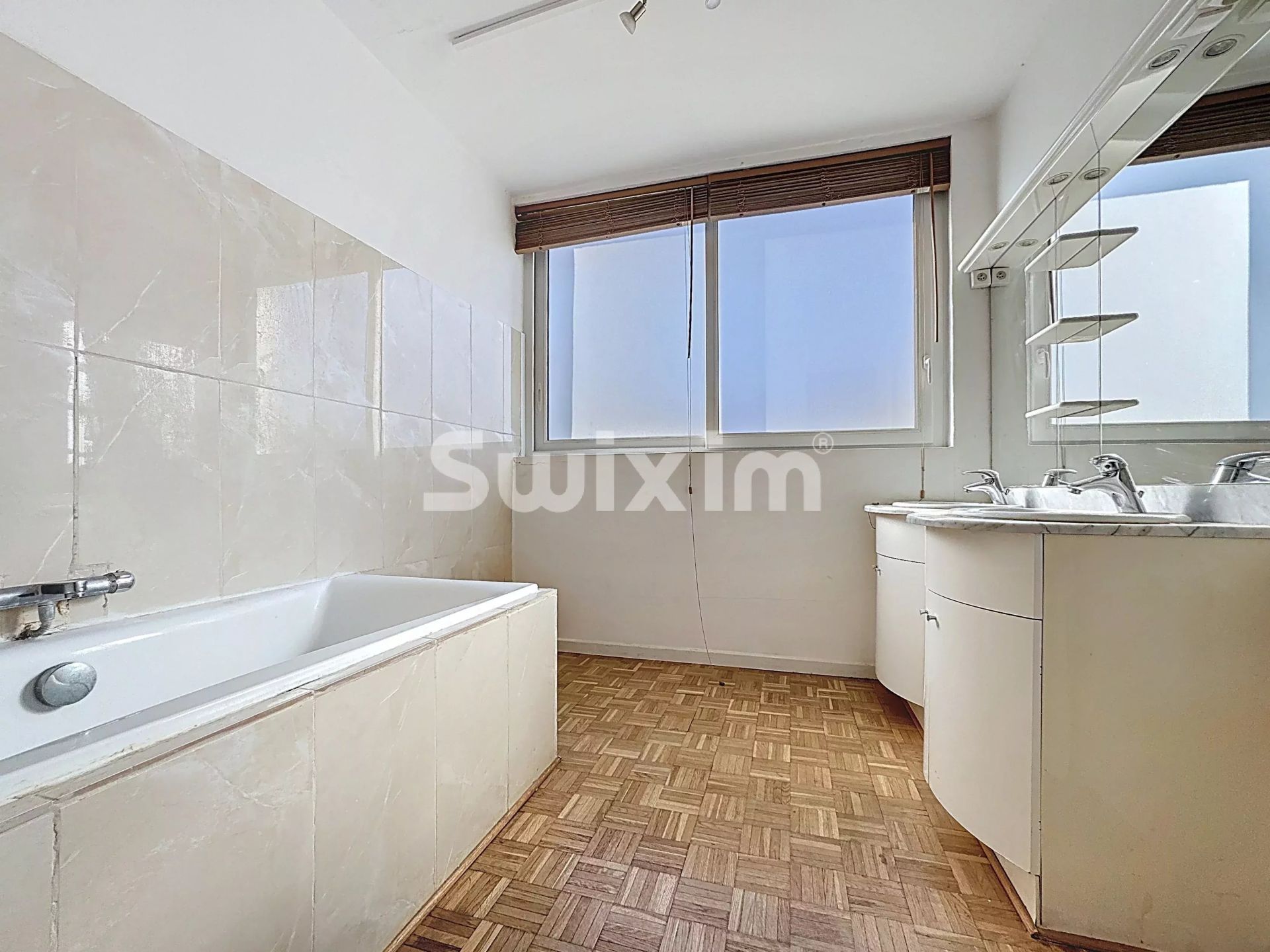 appartamento 3 Camere in vendita su Divonne-les-Bains (01220)