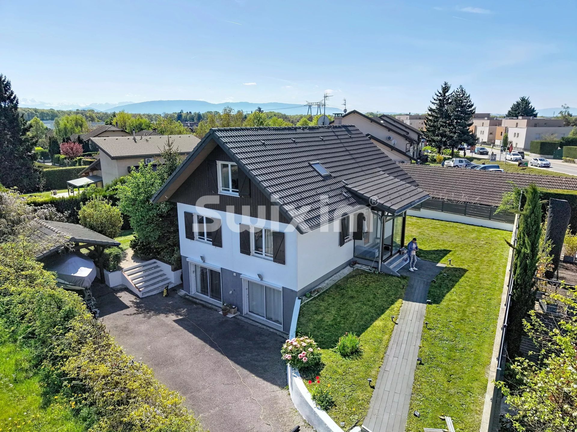 casa 7 Camere in vendita su Ornex (01210)