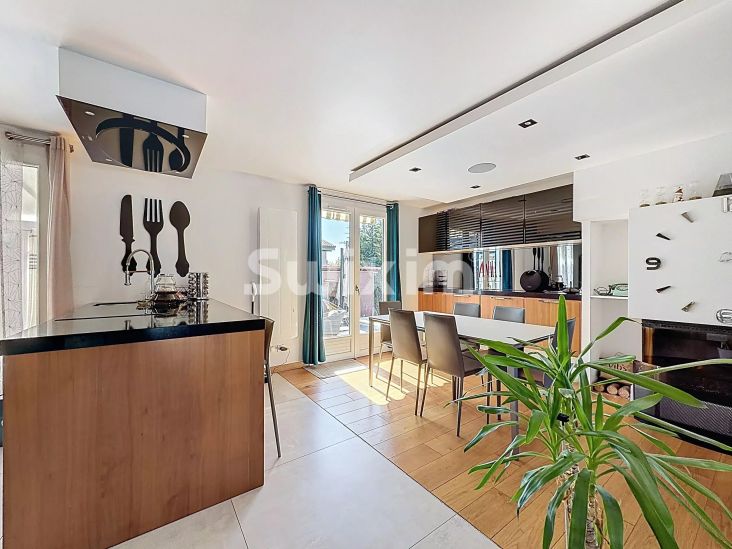 Verkauf Haus Ornex 7 Zimmer 219 m² — 21