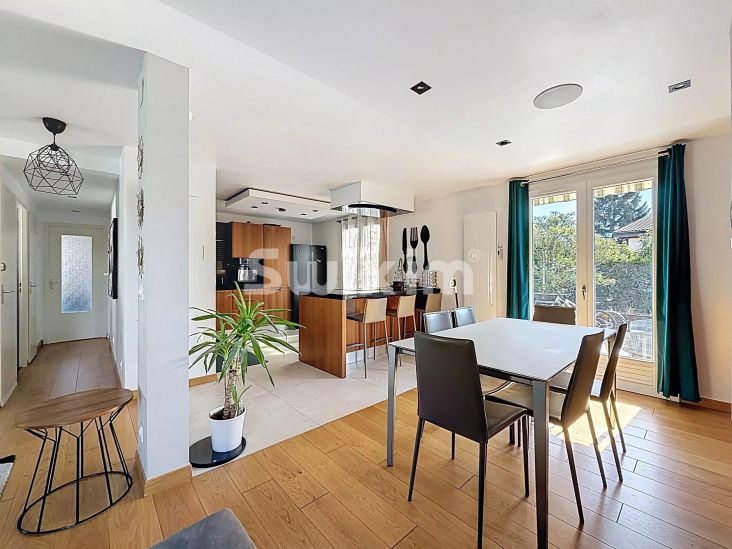 Verkauf Haus Ornex 7 Zimmer 219 m² — 24