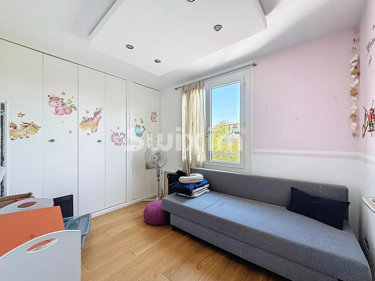 Verkauf Haus Ornex 7 Zimmer 219 m² — 30