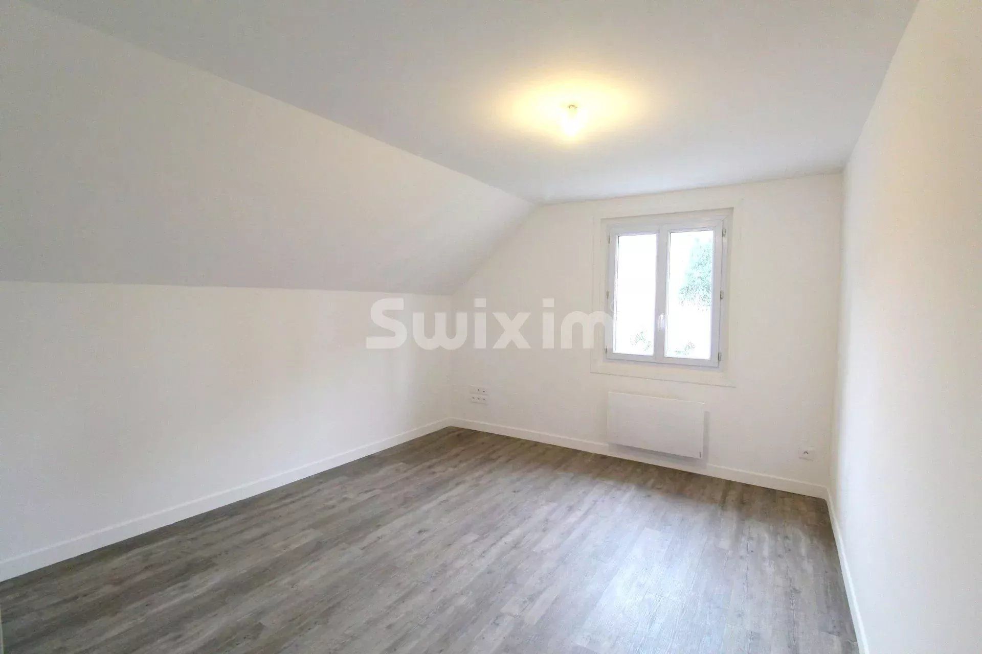 casa 8 Salas en venta en Cluses (74300)