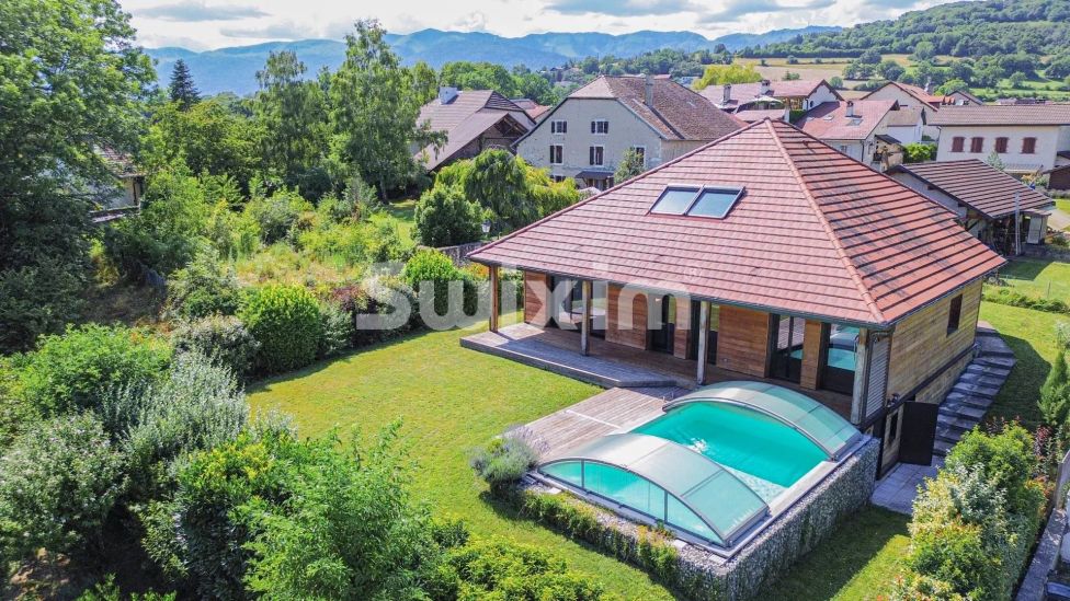 Vente Maison Grilly 6&nbsp;Pièces 210&nbsp;m²