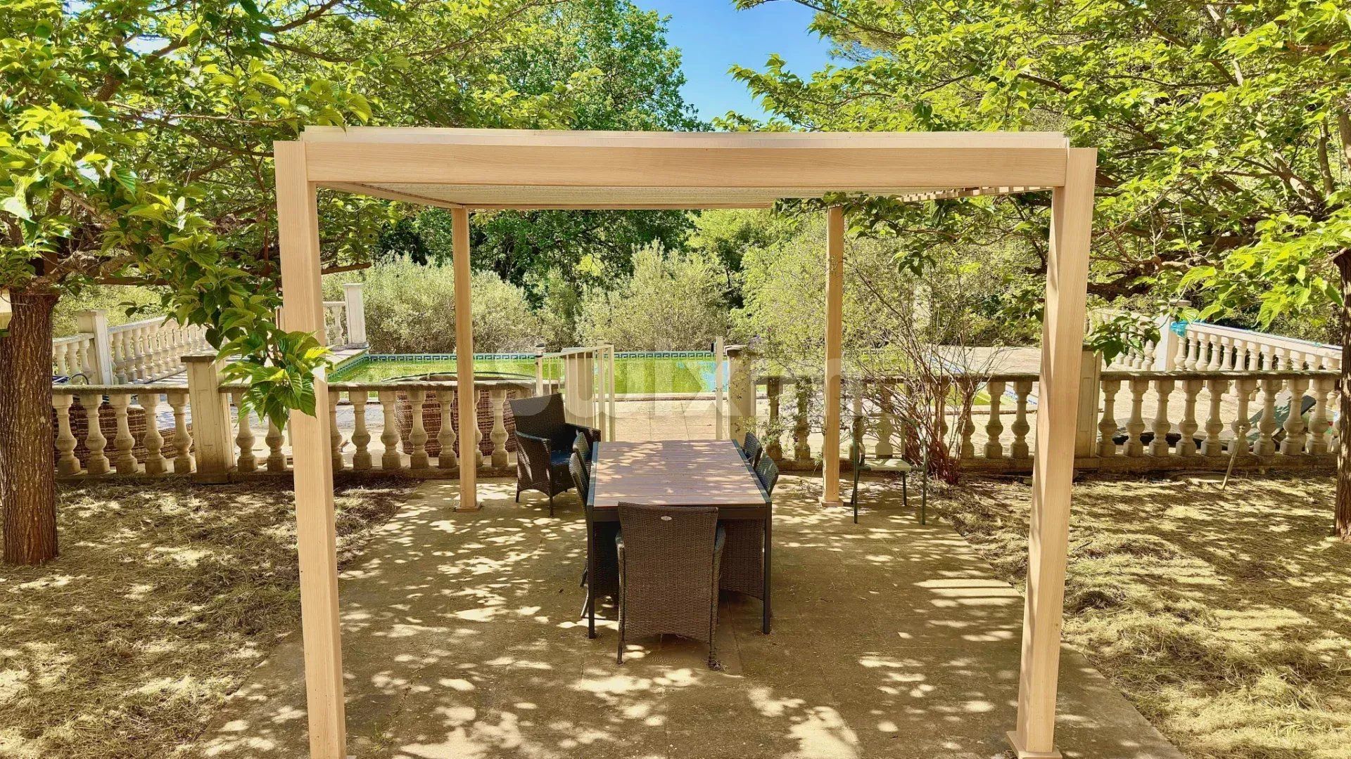 villa 4 Zimmer zum verkauf auf Castillon-du-Gard (30210)
