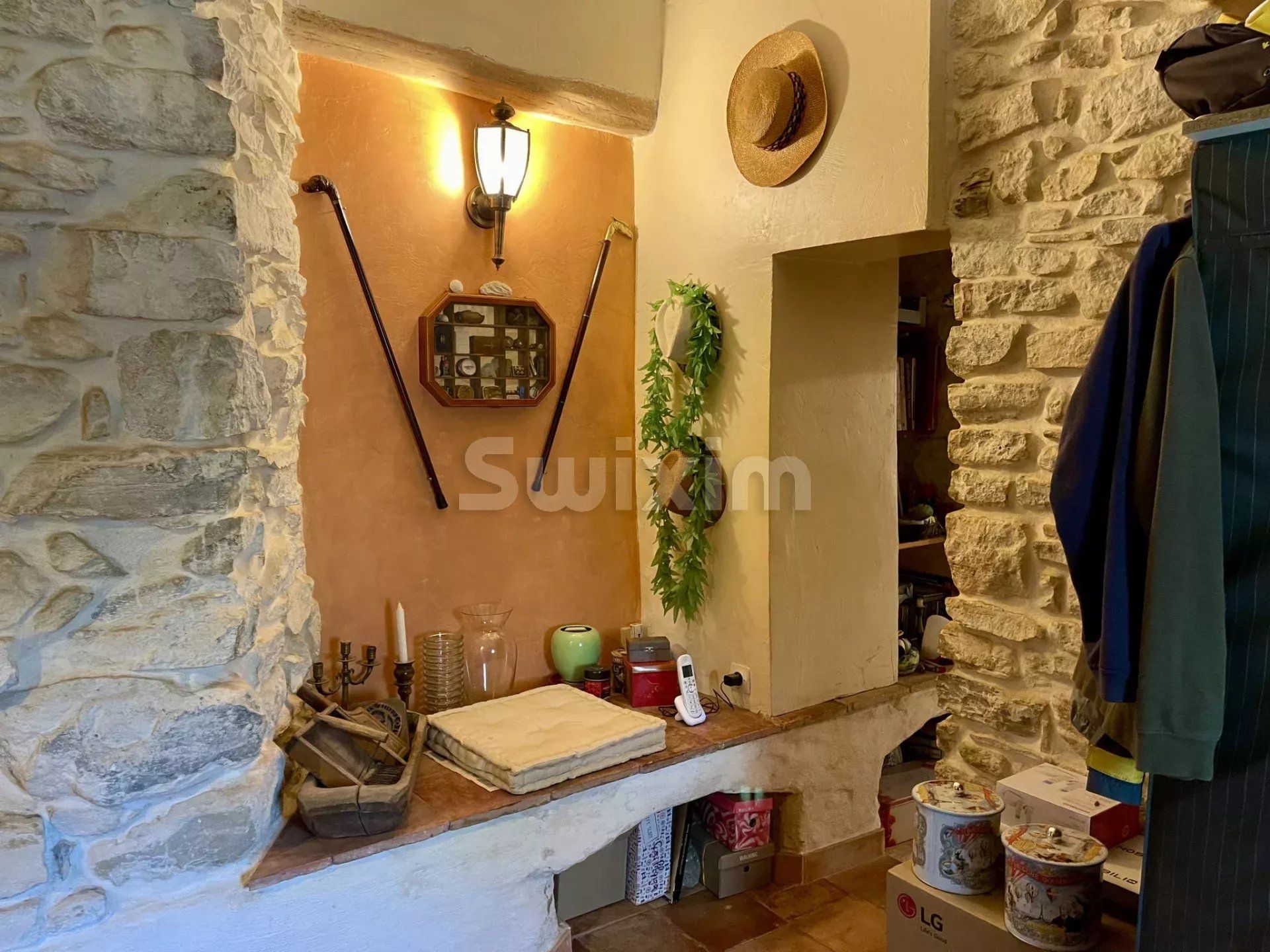 mas 6 Camere in vendita su Méjannes-lès-Alès (30340)