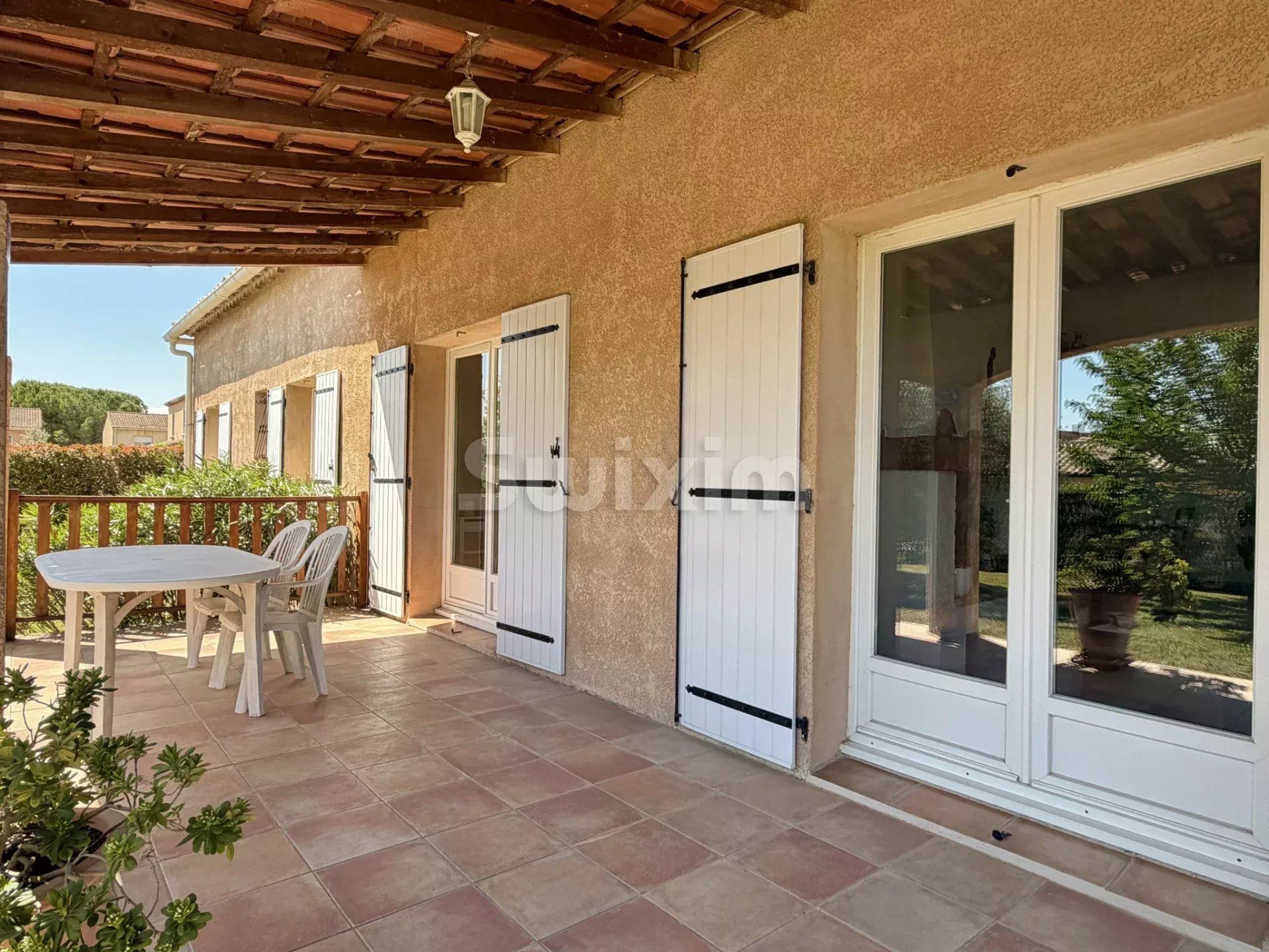 villa 6 Camere in vendita su Alès (30100)