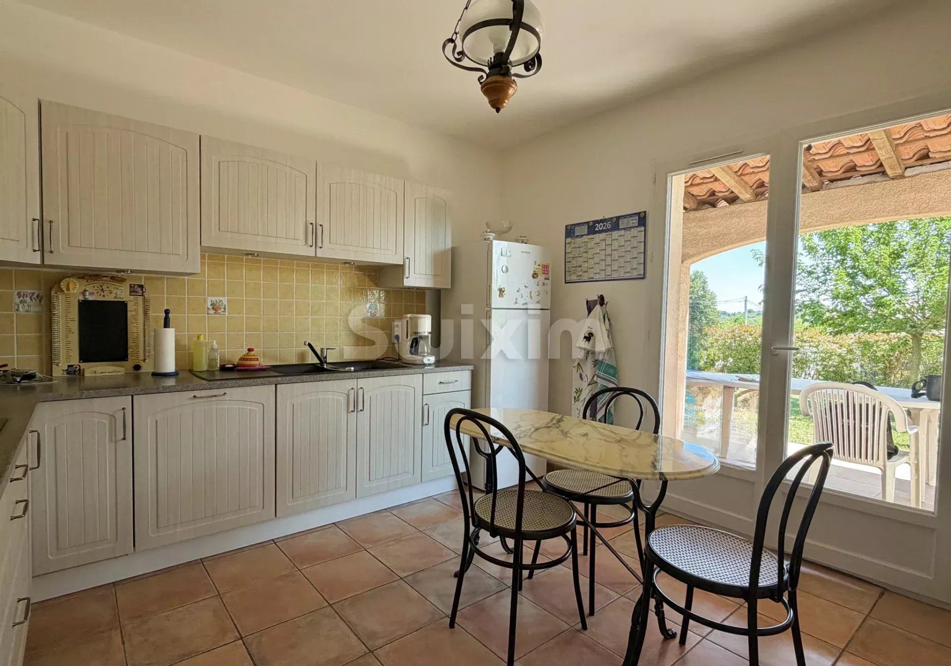 villa 6 Camere in vendita su Alès (30100)