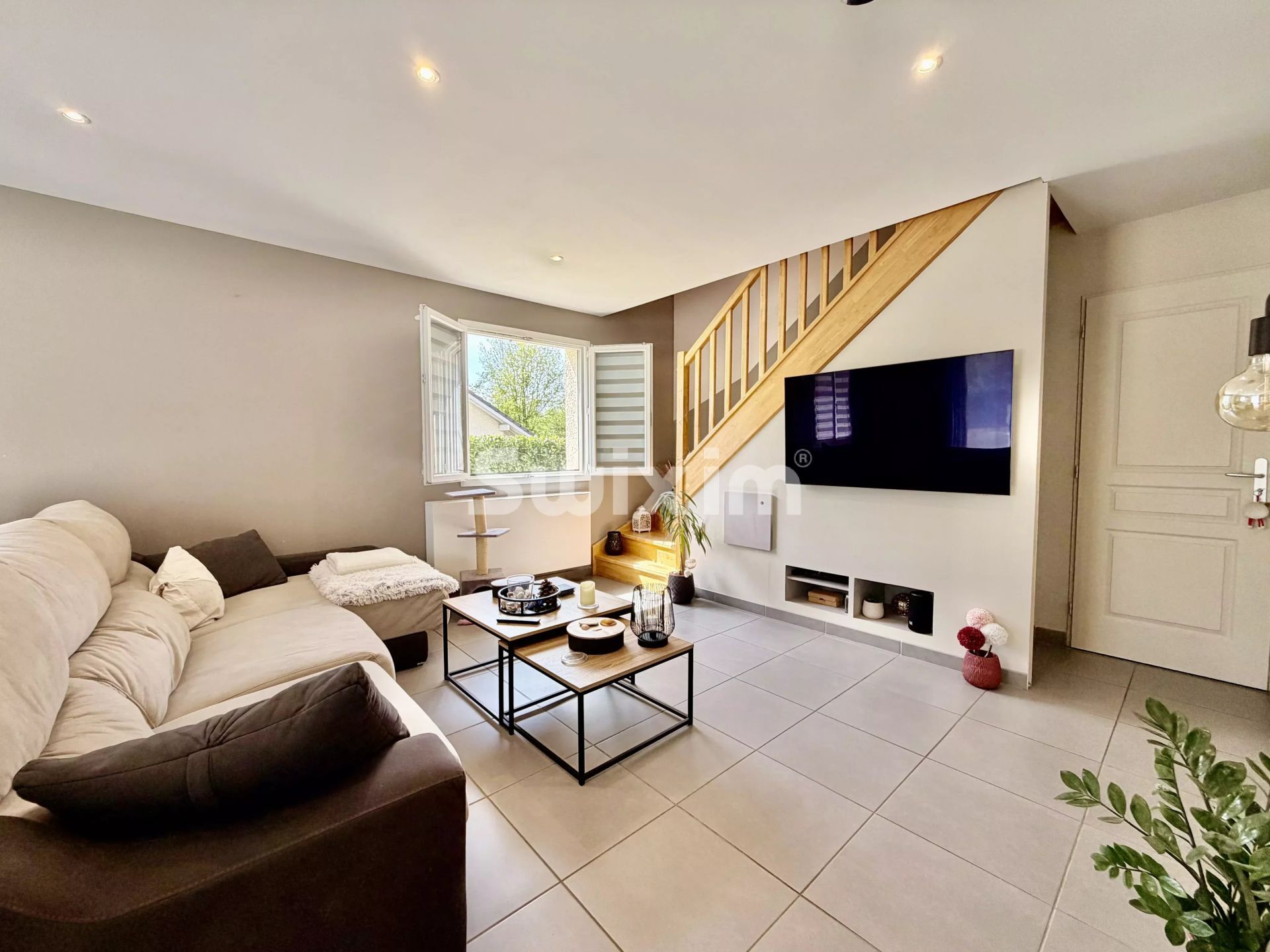 casa 5 Camere in vendita su Chilly (74270)