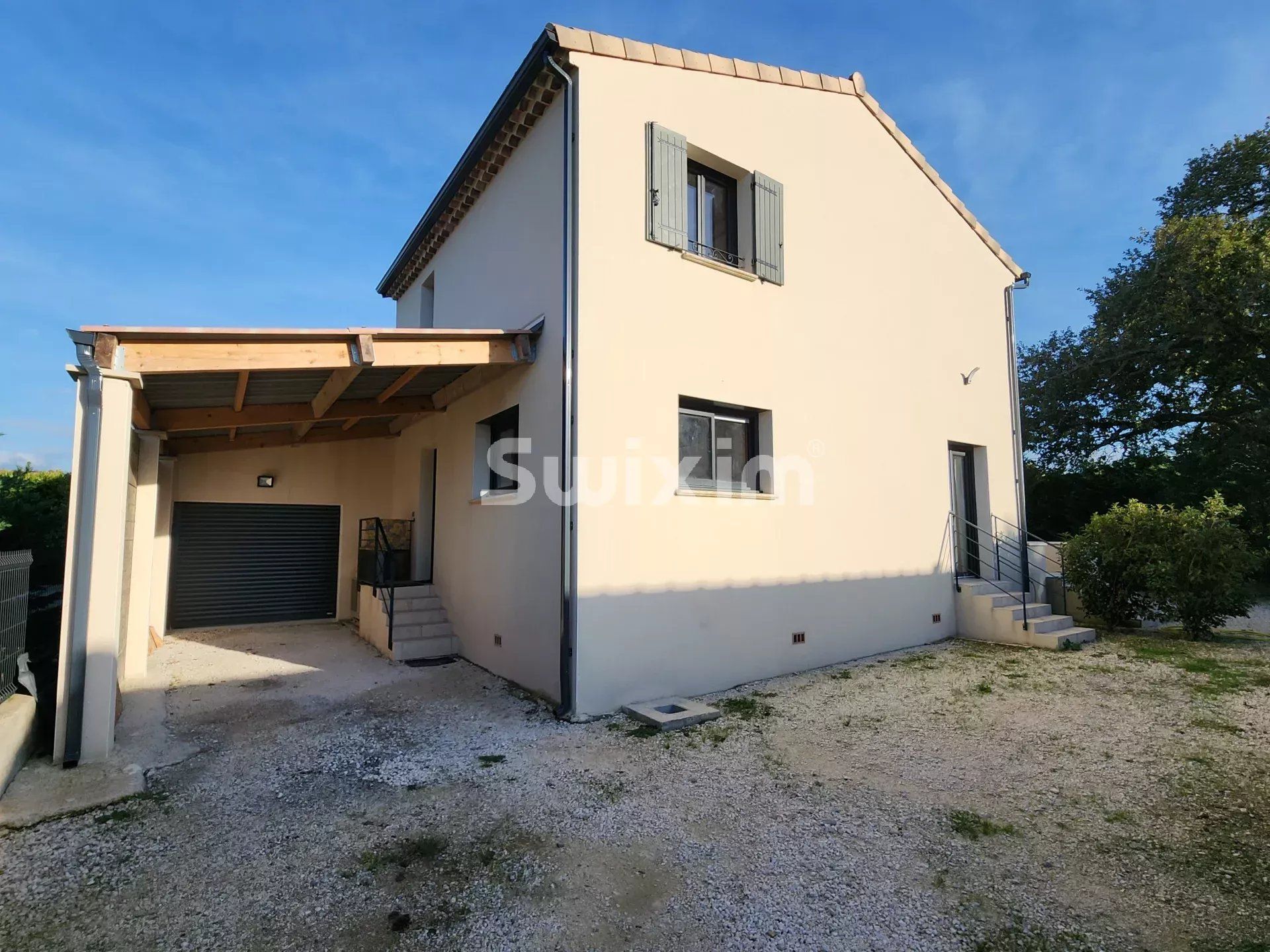 casa 6 Camere in vendita su Grignan (26230)