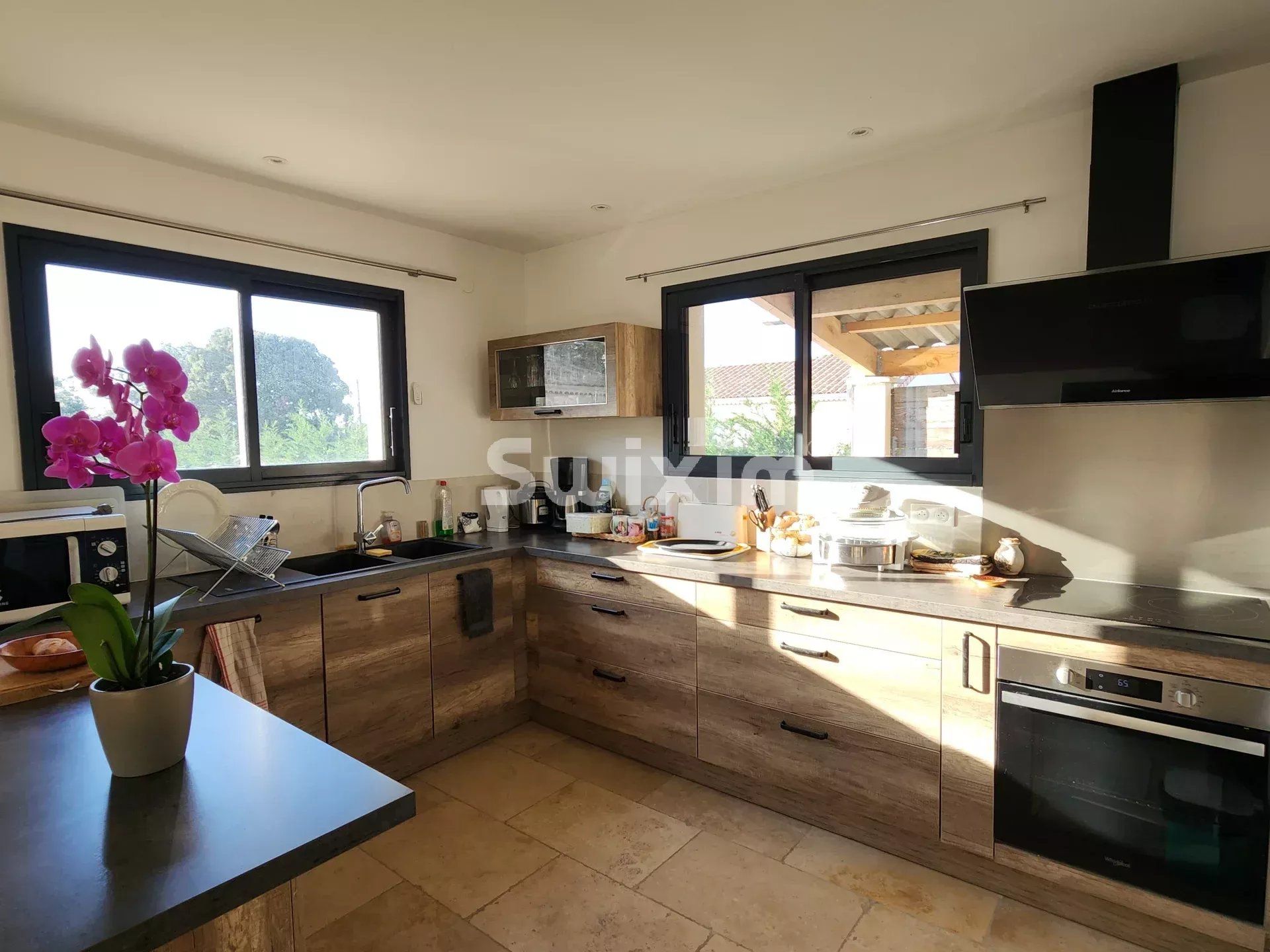casa 6 Camere in vendita su Grignan (26230)