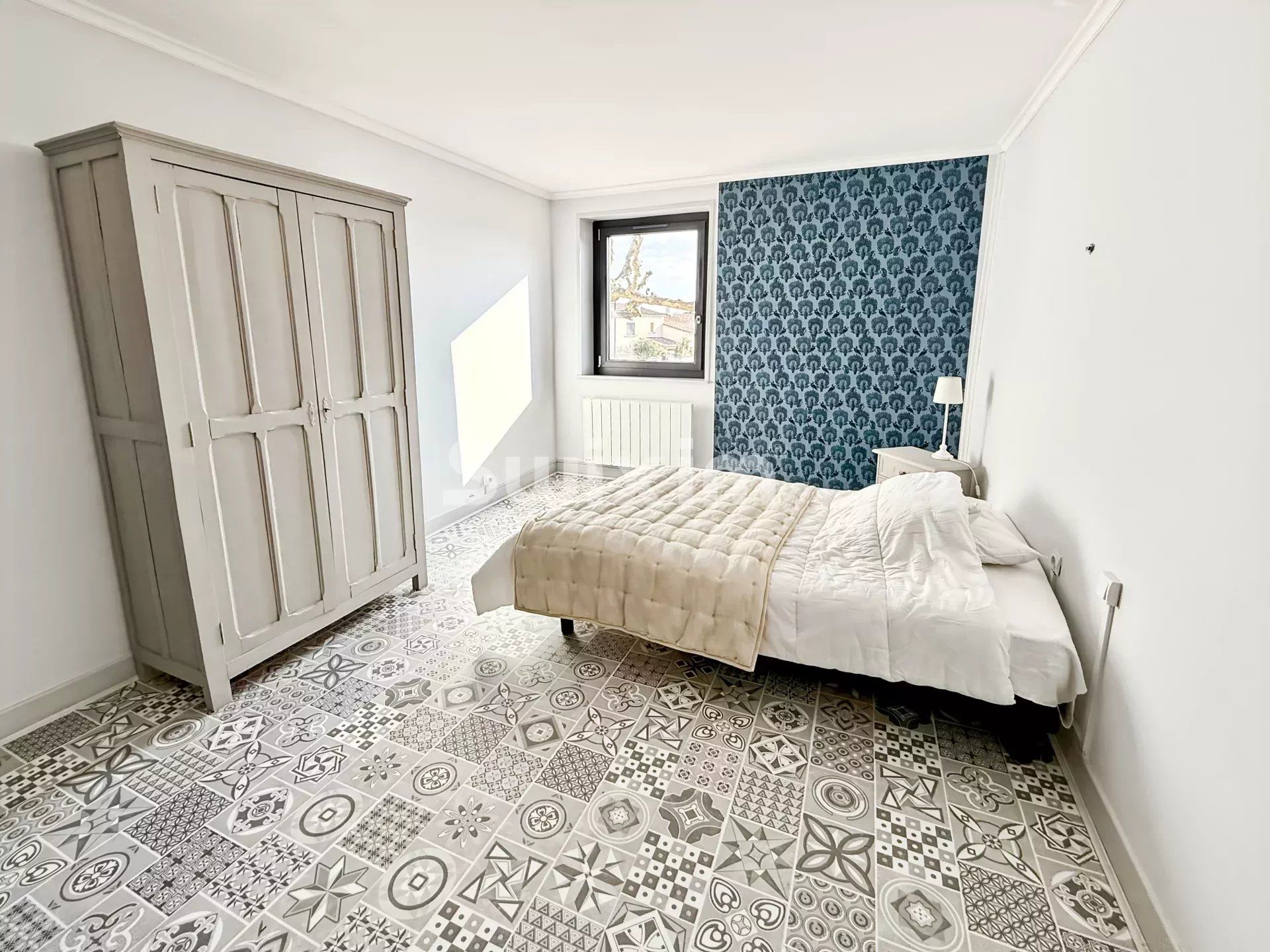 house 9 Rooms for sale on Saint-Marcel-lès-Sauzet (26740)