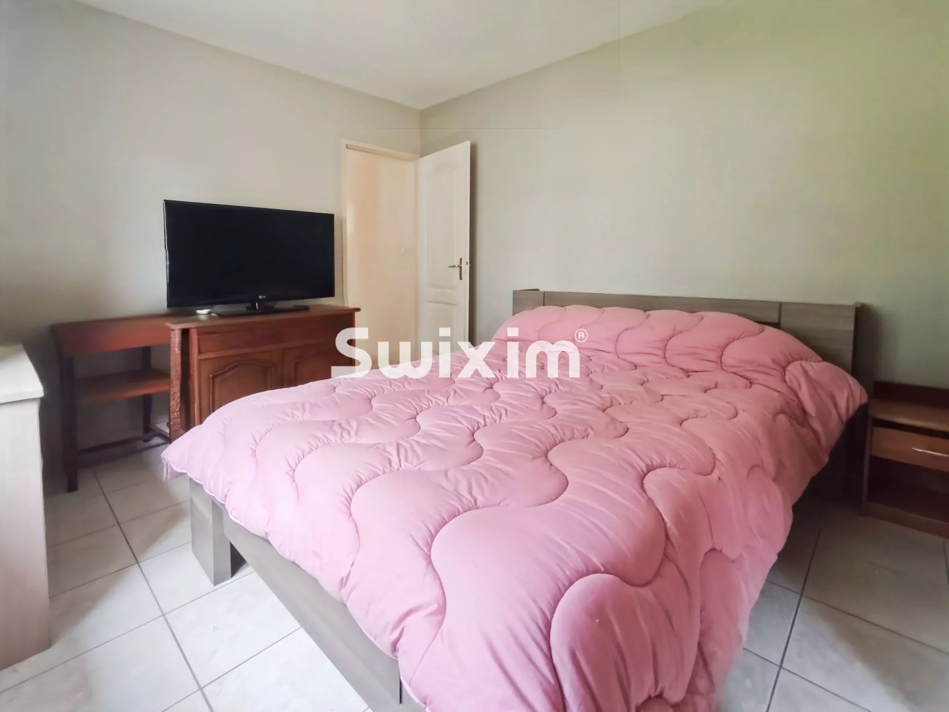 house 3 Rooms for sale on Saint-Paul-Trois-Châteaux (26130)
