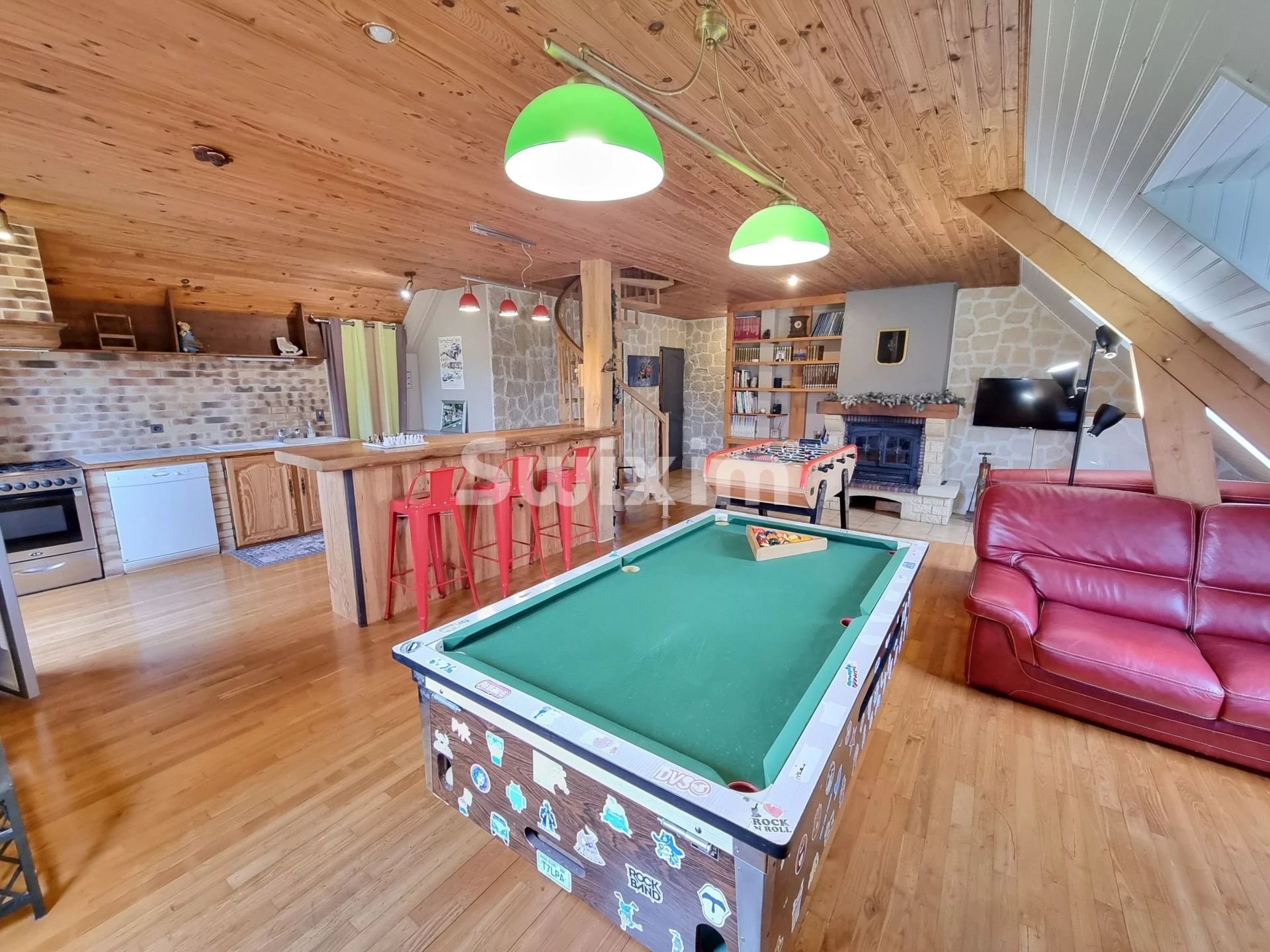 property 12 Rooms for sale on Chevroches (58500)