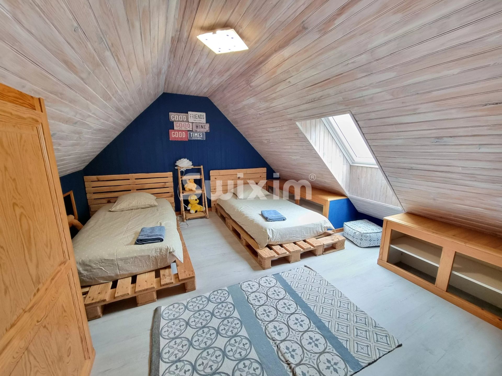 property 12 Rooms for sale on Chevroches (58500)
