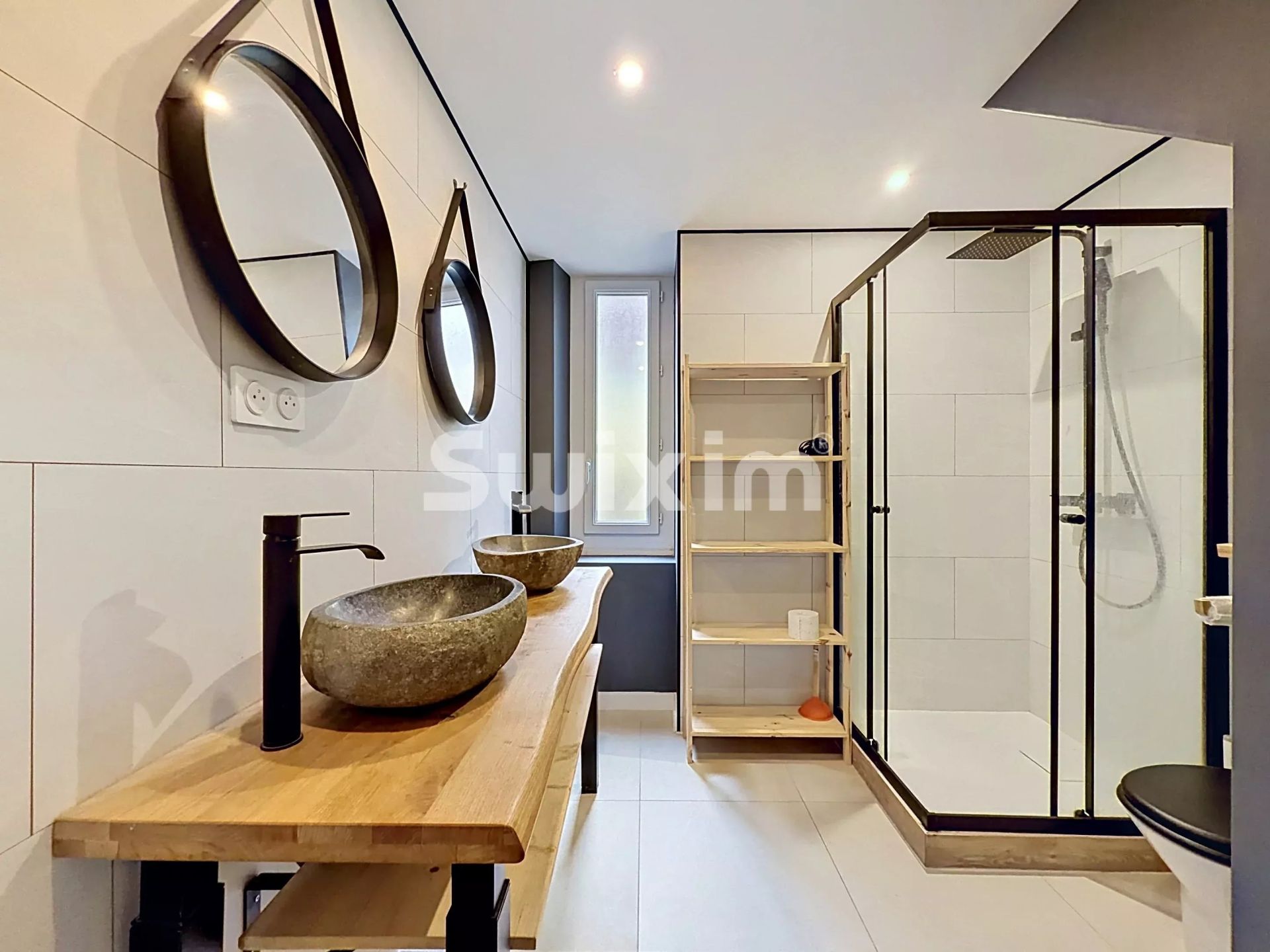 apartment 5 Rooms for sale on Gex (01170)