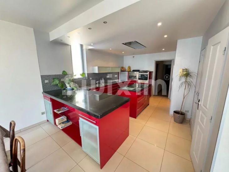 Venta Apartamento Aix-les-Bains 3&nbsp;Salas 200.77&nbsp;m²