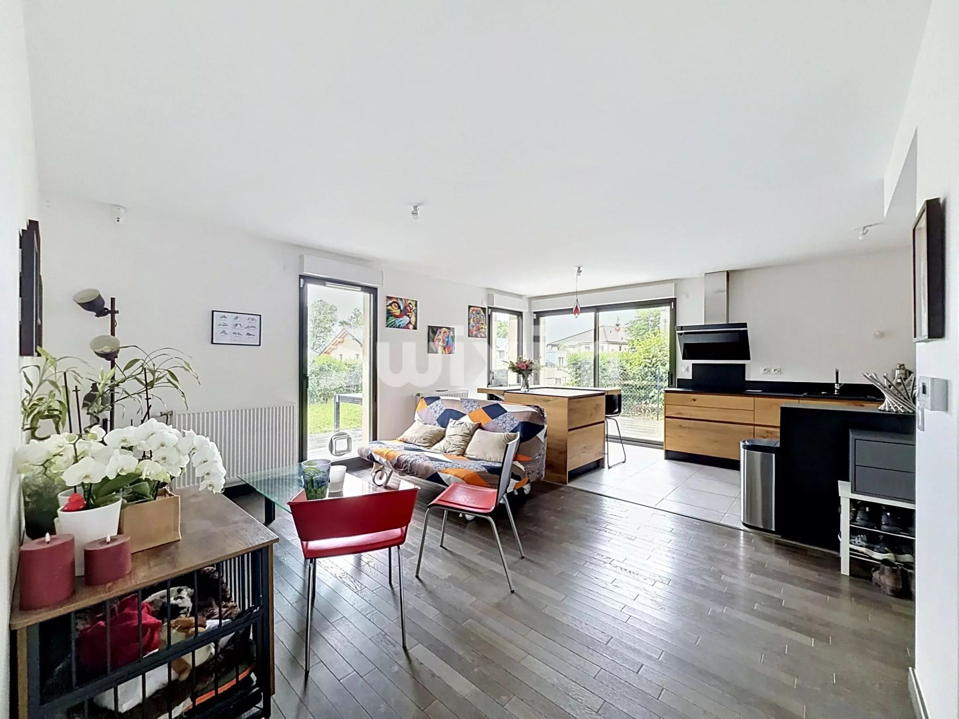 apartment 4 Rooms for sale on Divonne-les-Bains (01220)