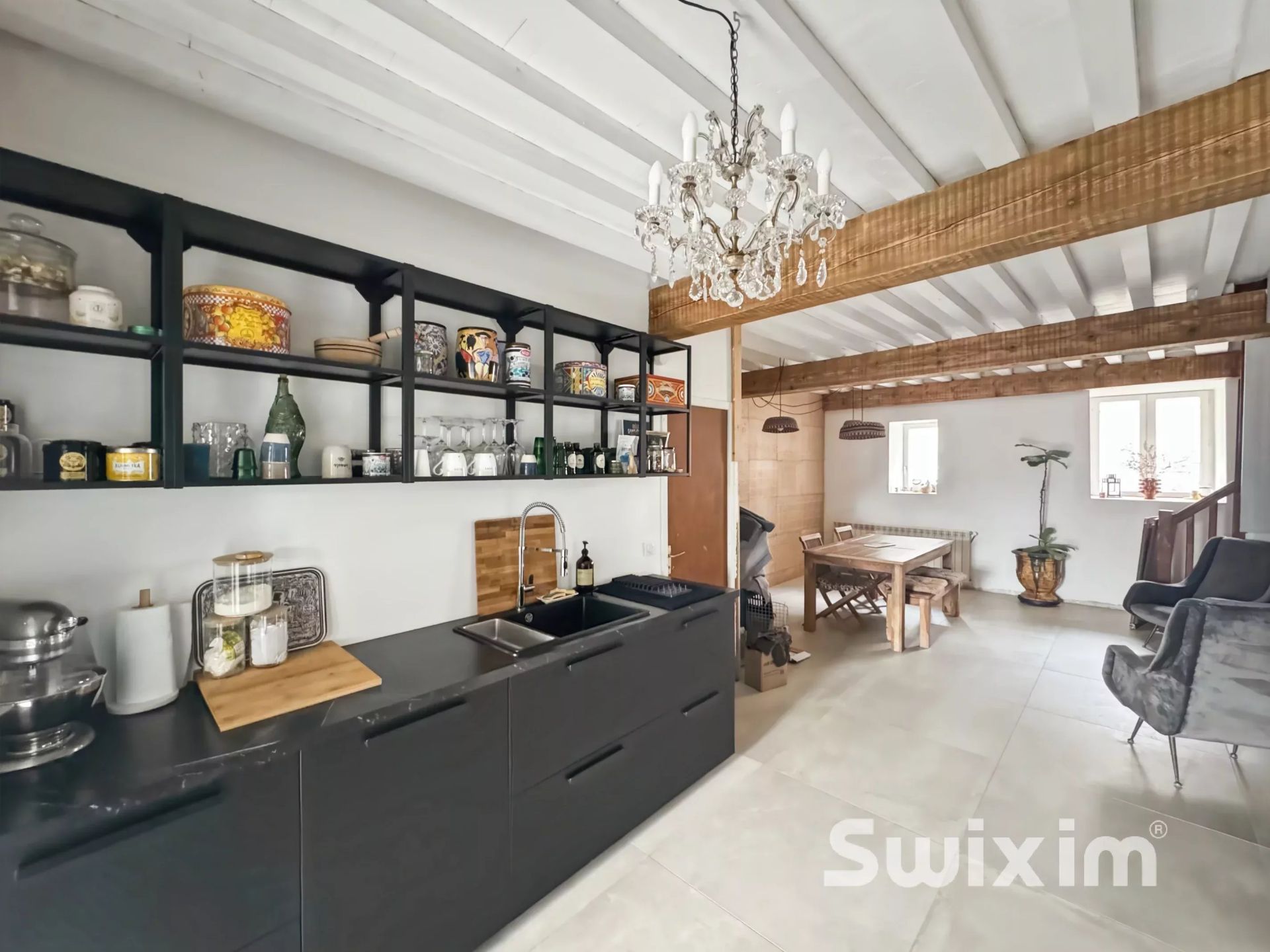 house 6 Rooms for sale on Privas (07000)