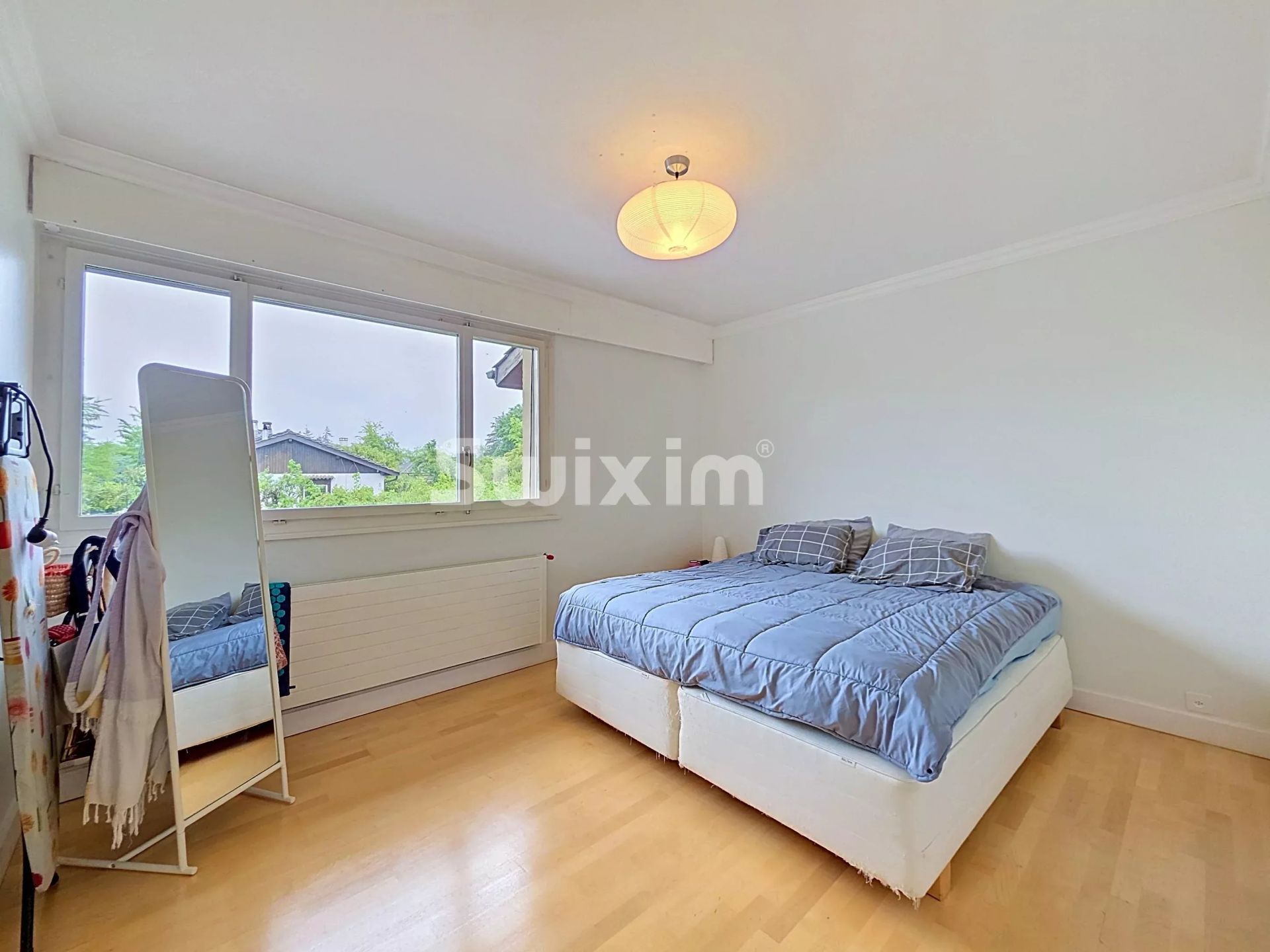 villa 8 Salas en alquiler en Vessy (1234)