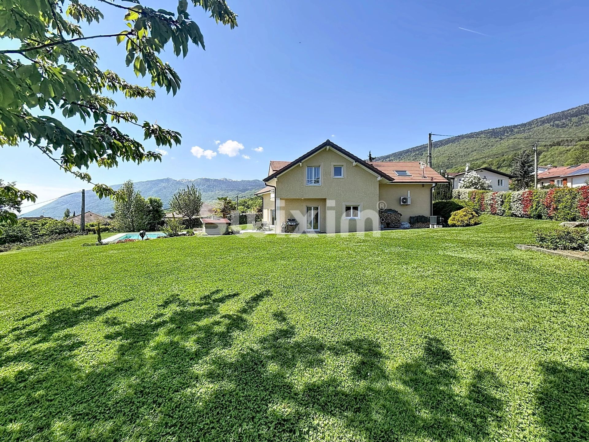 maison 10 Pièces en vente sur Péron (01630)